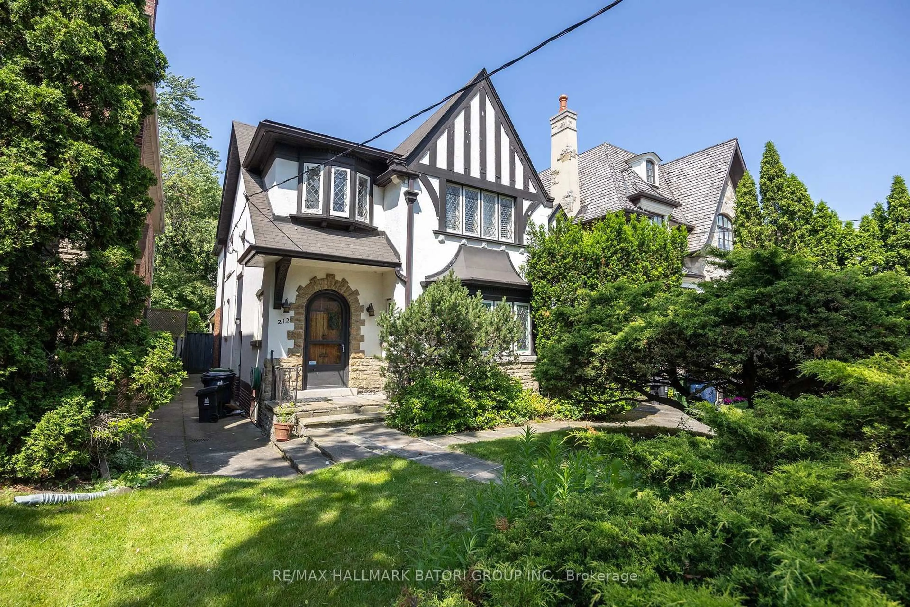 Home with brick exterior material, street for 212 Rosemary Rd, Toronto Ontario M5P 3E1