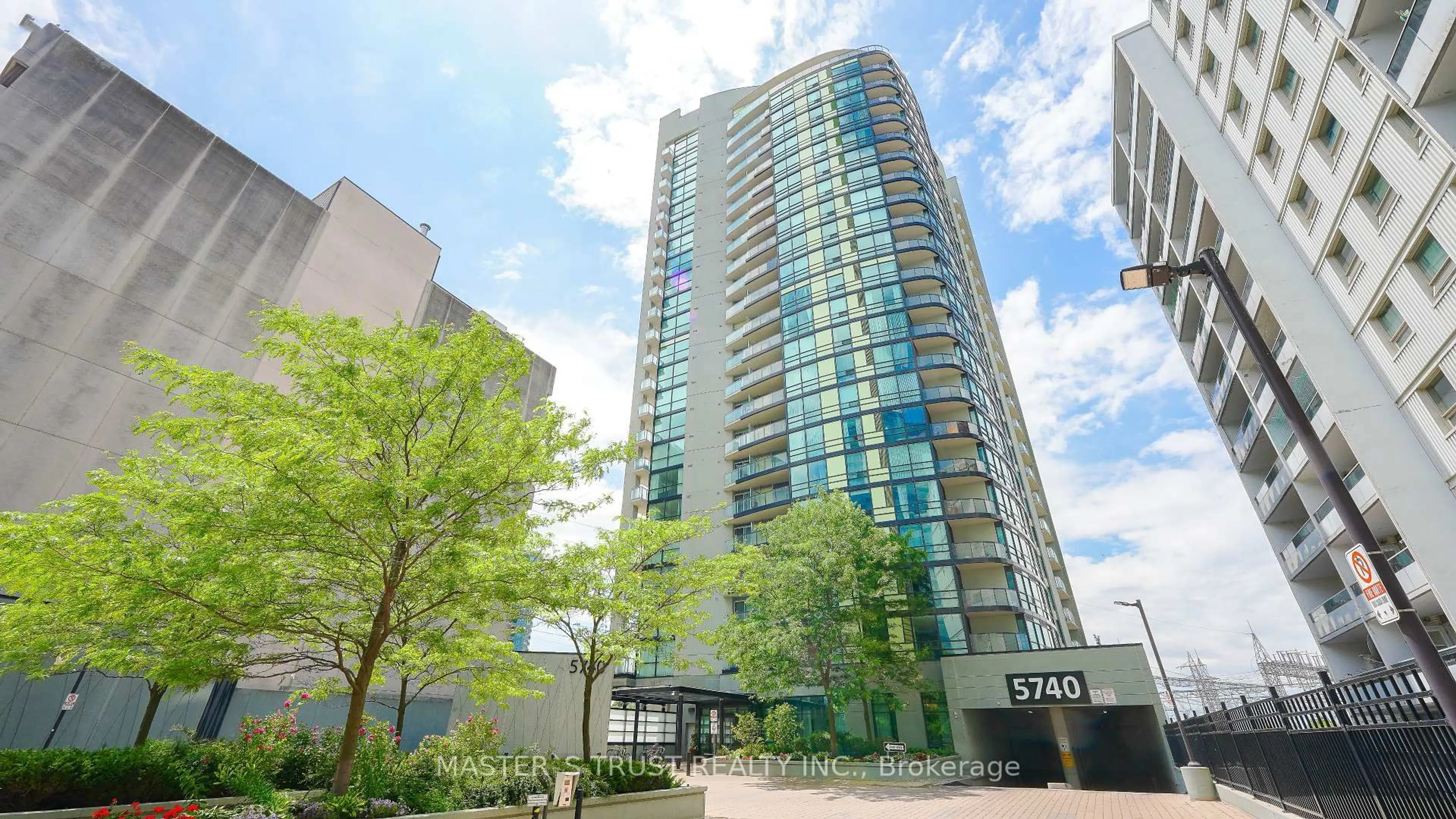 Patio, unknown for 5740 Yonge St #501, Toronto Ontario M2M 0B1