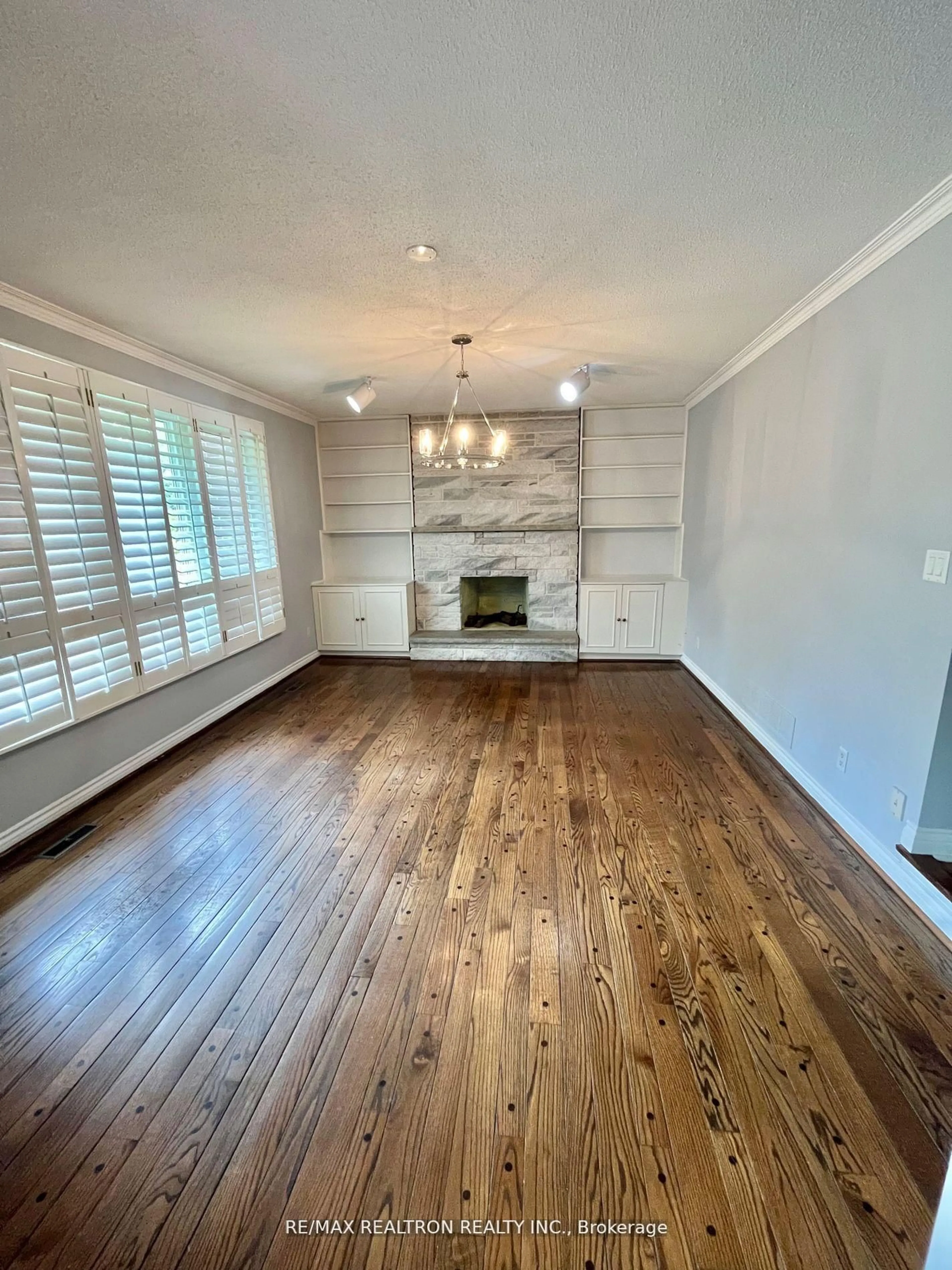 A pic of a room for 23 Lawnview Dr, Toronto Ontario M2N 5J9