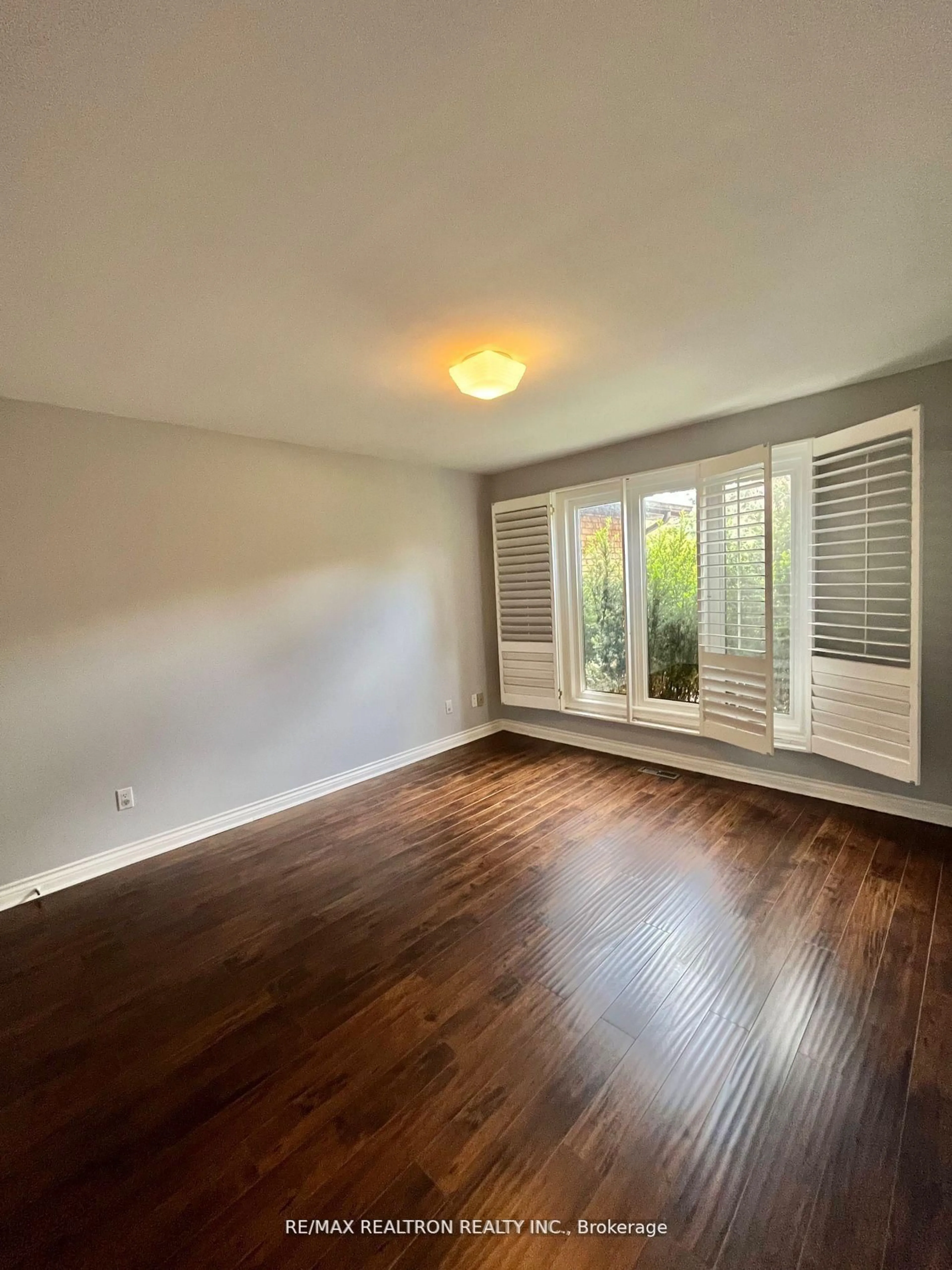 A pic of a room for 23 Lawnview Dr, Toronto Ontario M2N 5J9