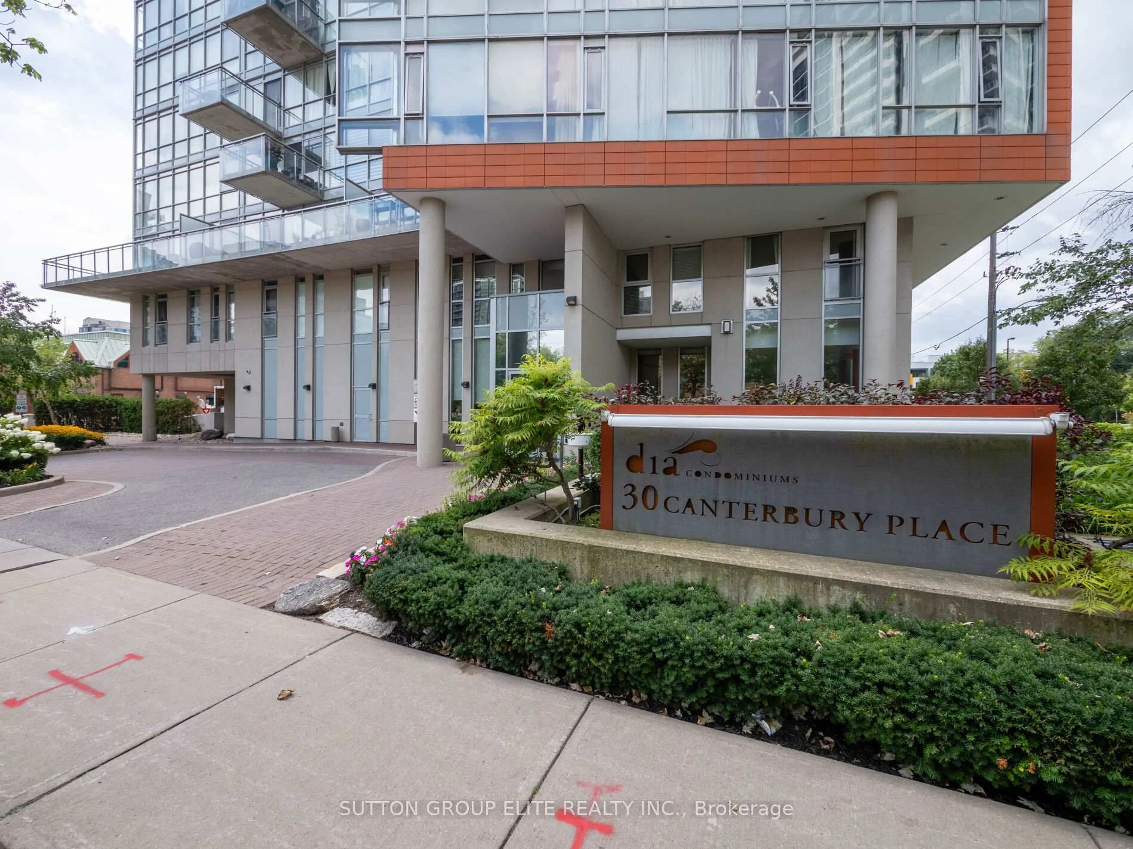 Unknown for 30 Canterbury Pl #515, Toronto Ontario M2N 0B9