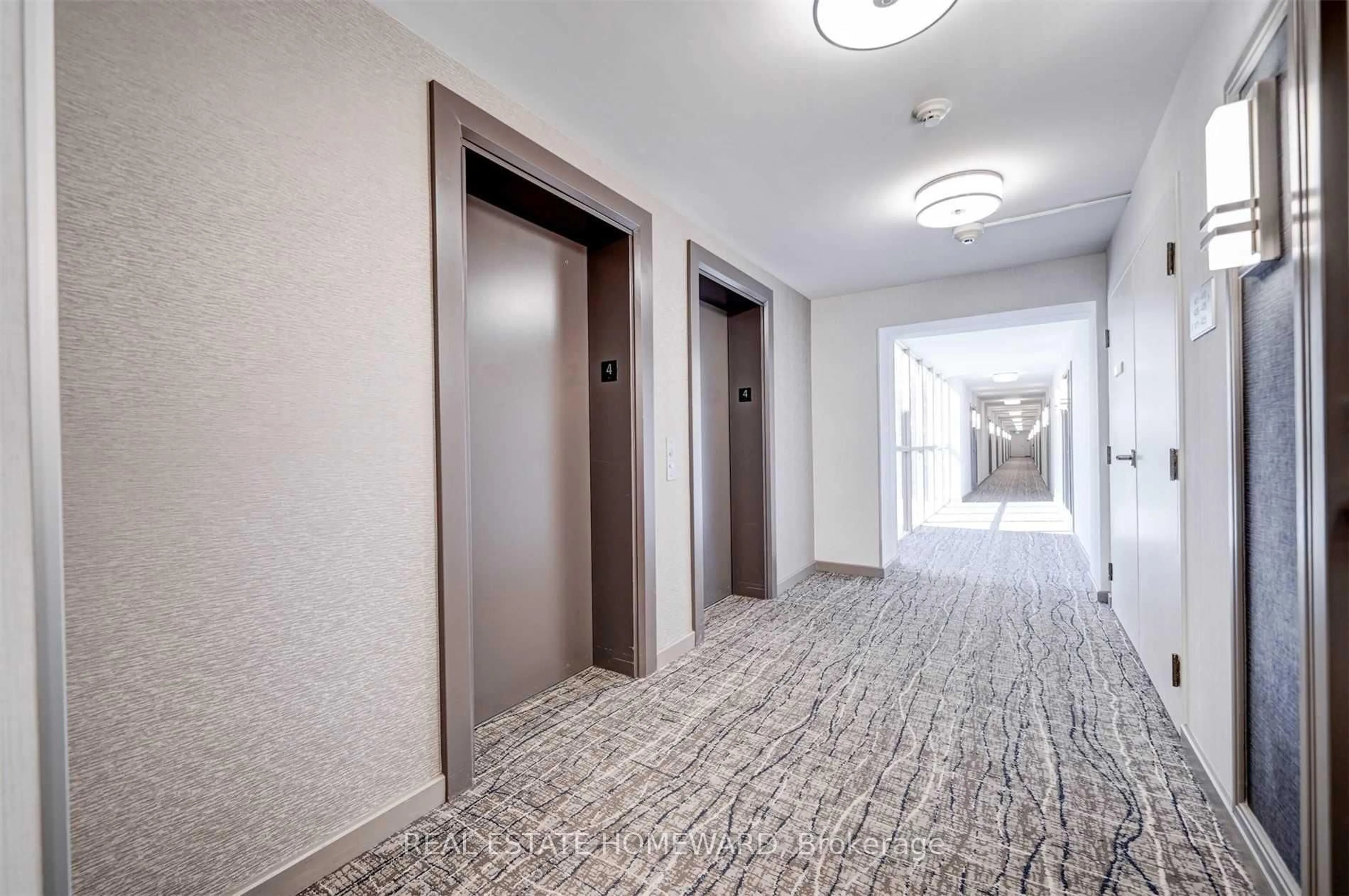 Indoor foyer for 60 Homewood Ave #533, Toronto Ontario M4Y 2X4