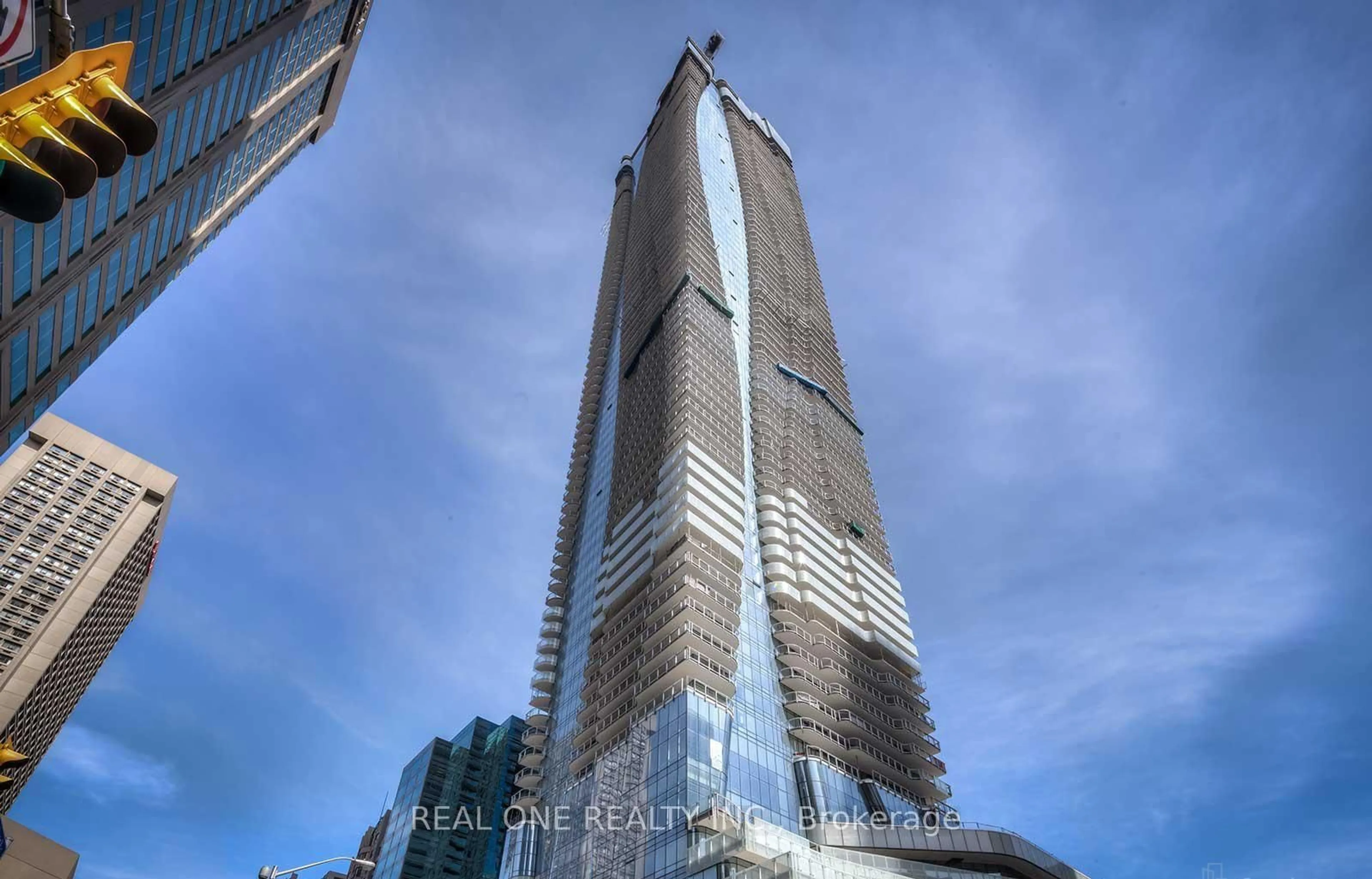 Unknown for 1 BLOOR St #4205, Toronto Ontario M4W 0A8