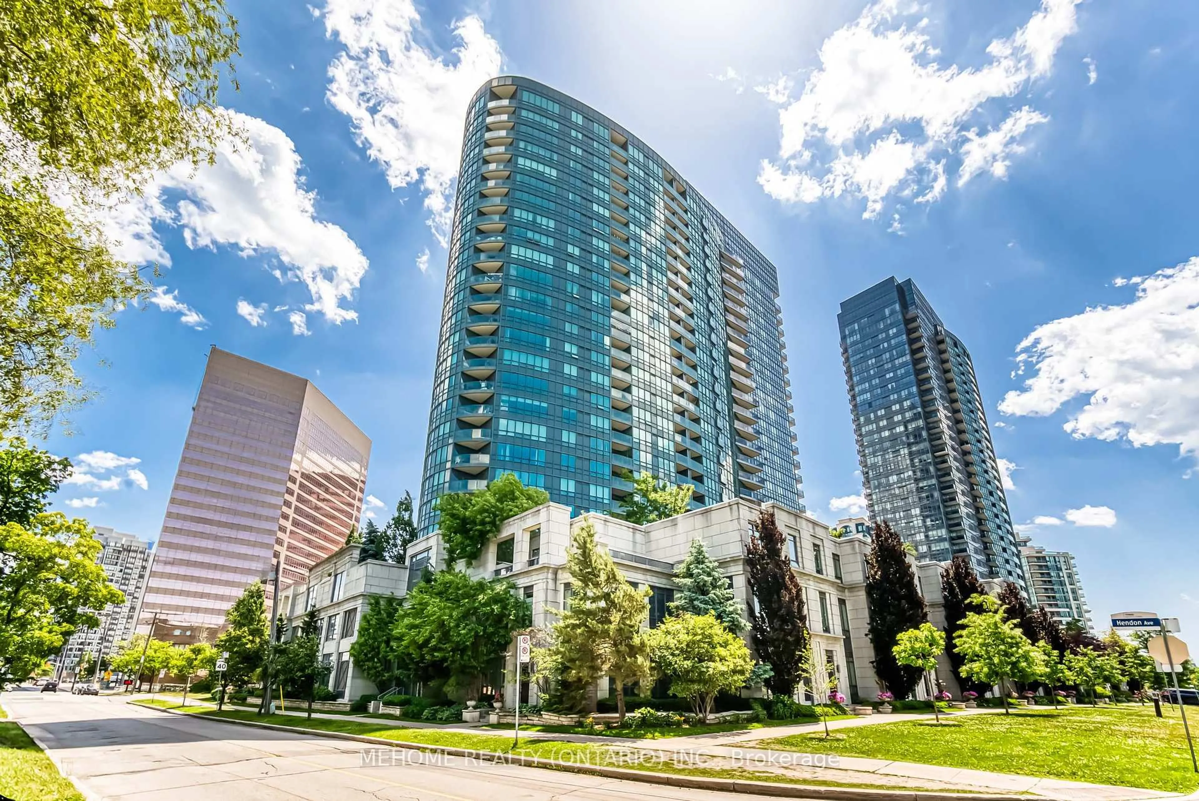 Patio, unknown for 25 Greenview Ave #1025, Toronto Ontario M2M 0A5