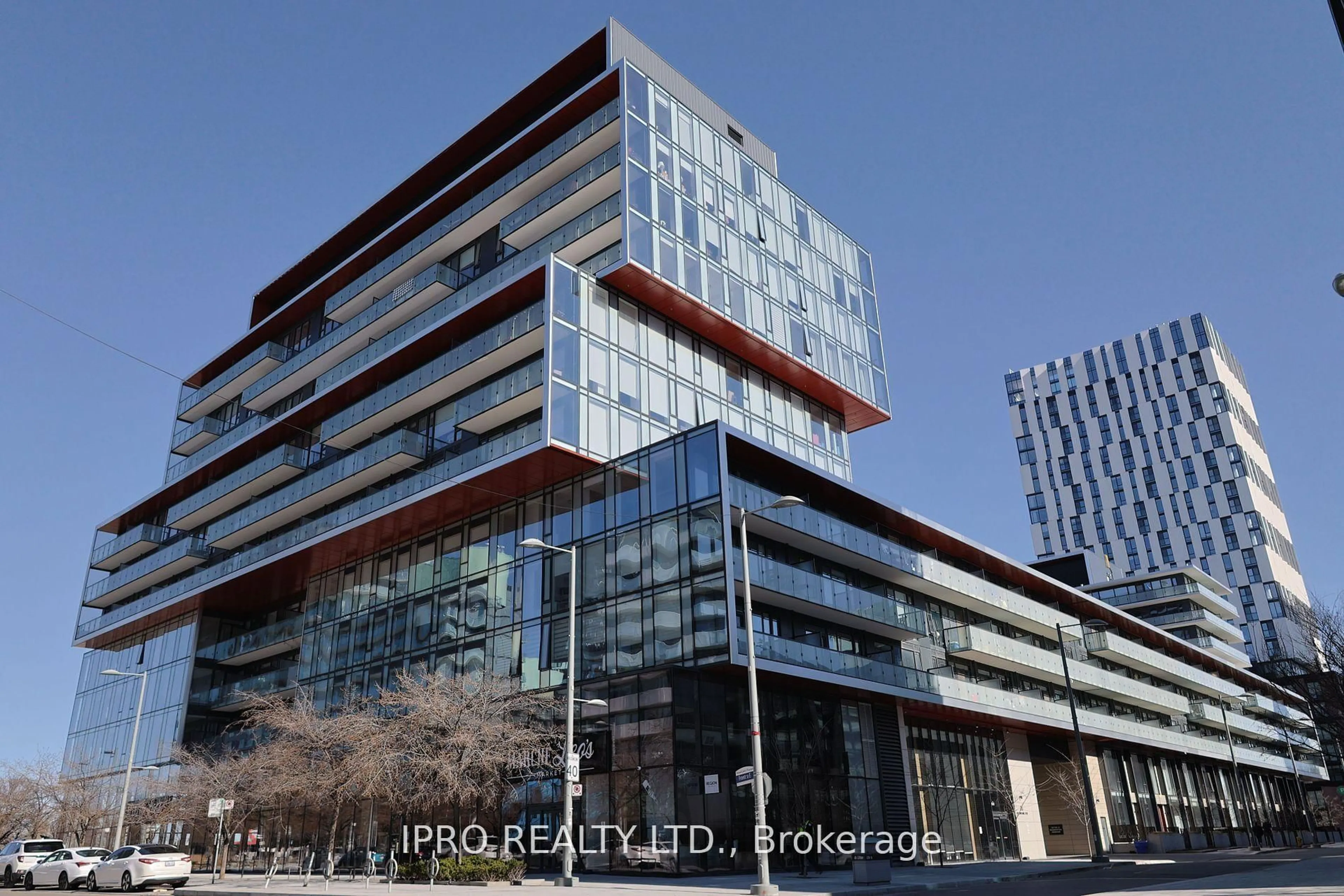 Indoor foyer for 35 Rolling Mills Rd #N366, Toronto Ontario M5A 0V6