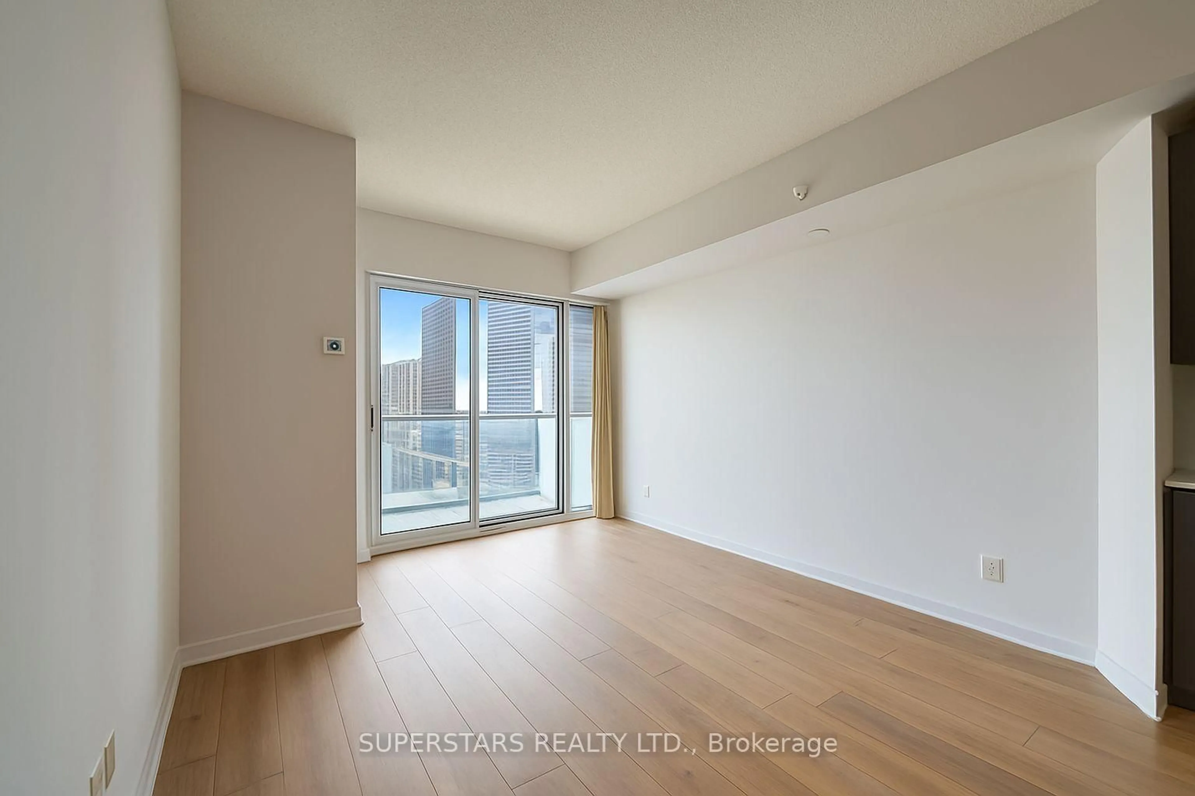A pic of a room for 60 Berwick Ave #1409, Toronto Ontario M5P 0A3