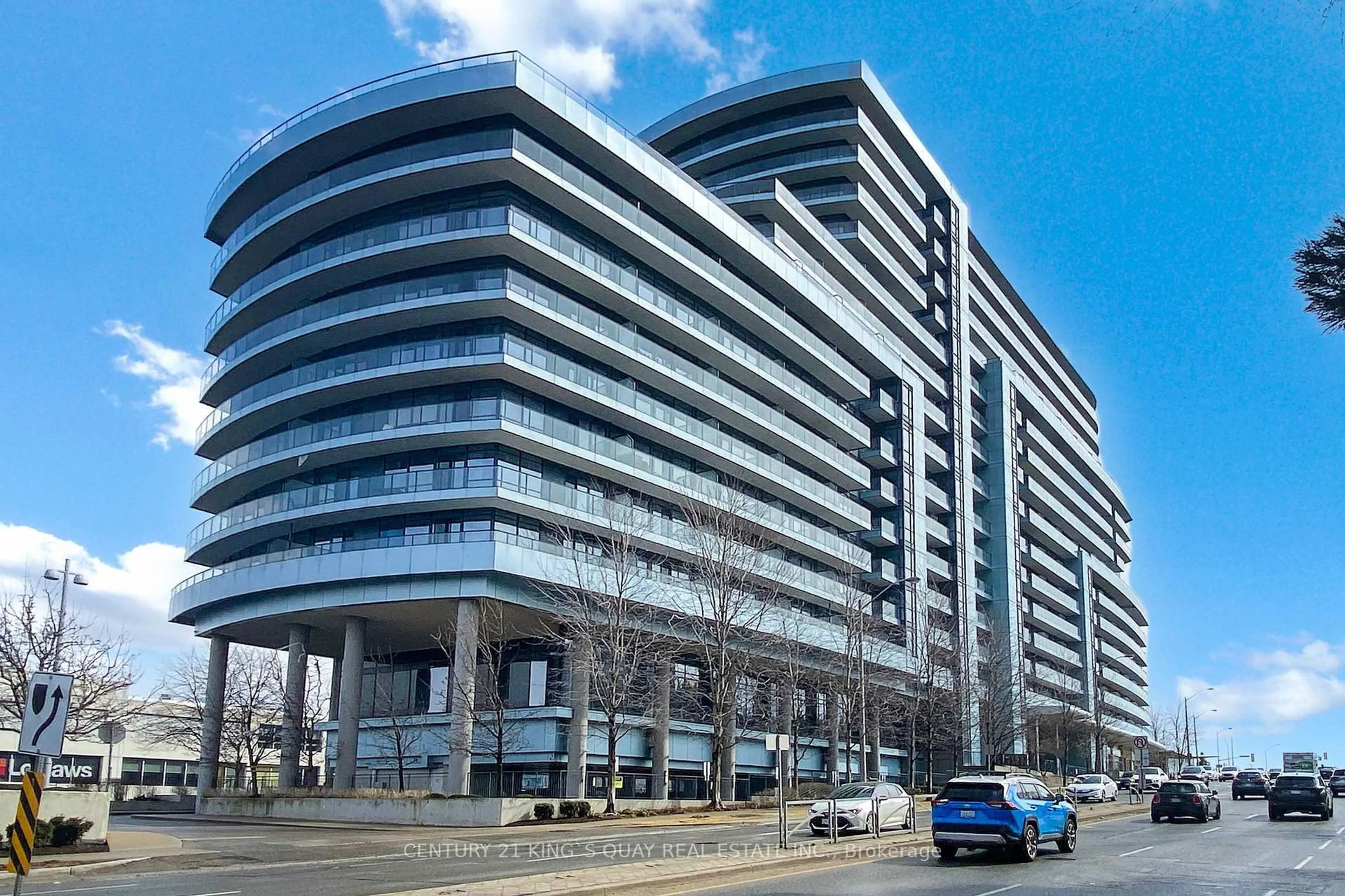 Indoor foyer for 2885 Bayview Ave #814, Toronto Ontario M2K 0A3
