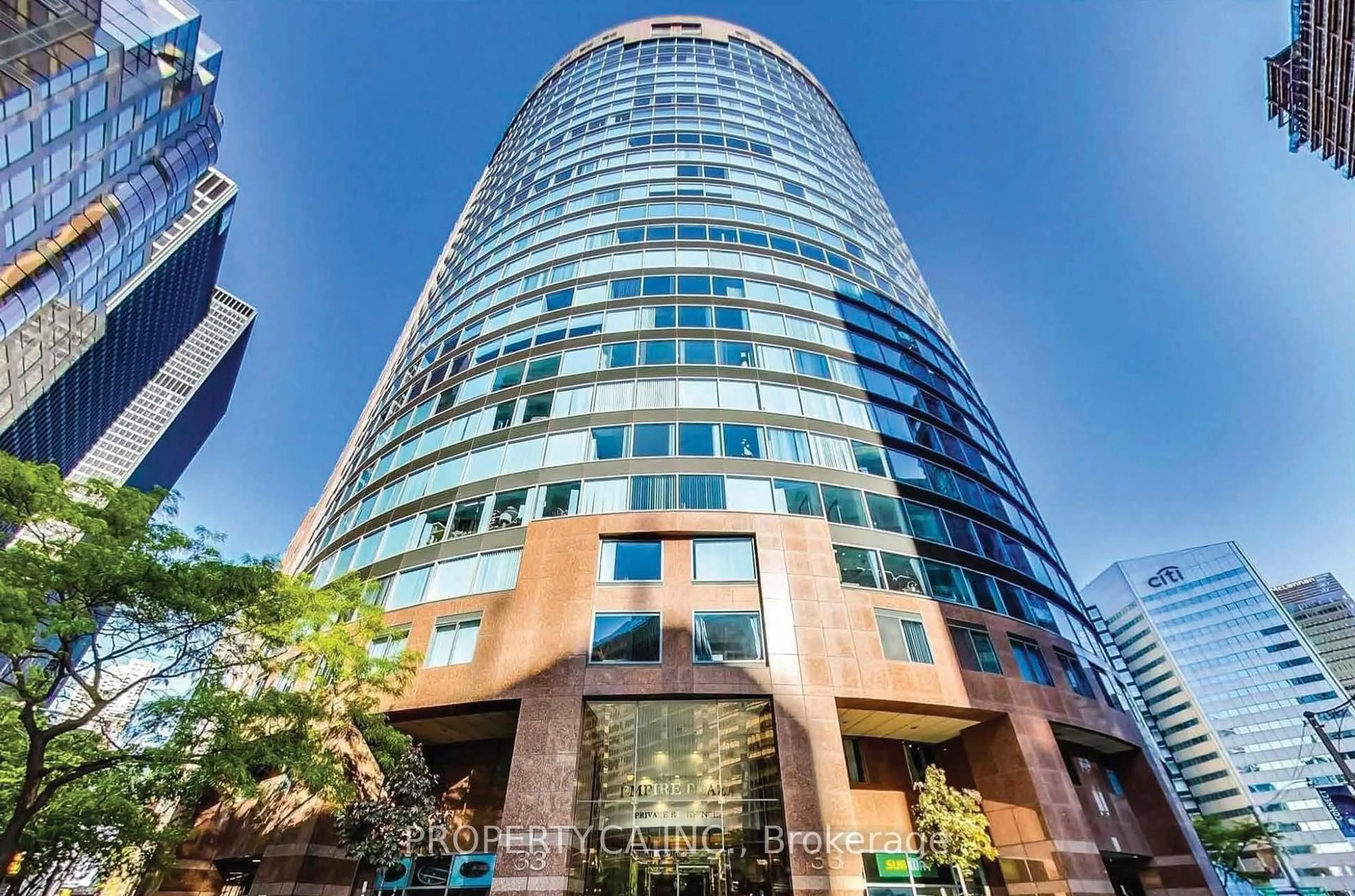 Indoor foyer for 33 University Ave #1407, Toronto Ontario M5J 2S7