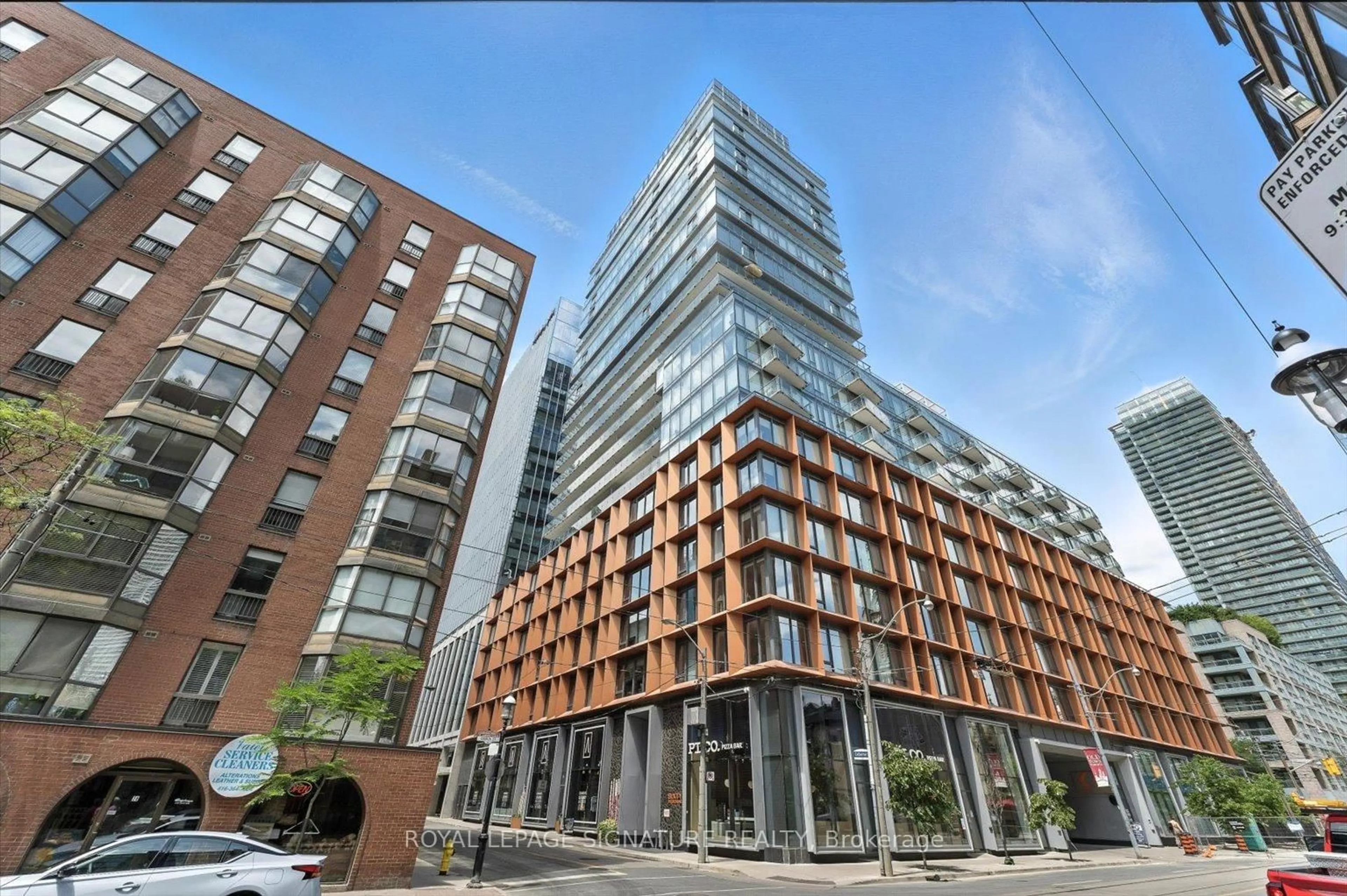 Unknown for 60 Colborne St #319, Toronto Ontario M5E 1E3