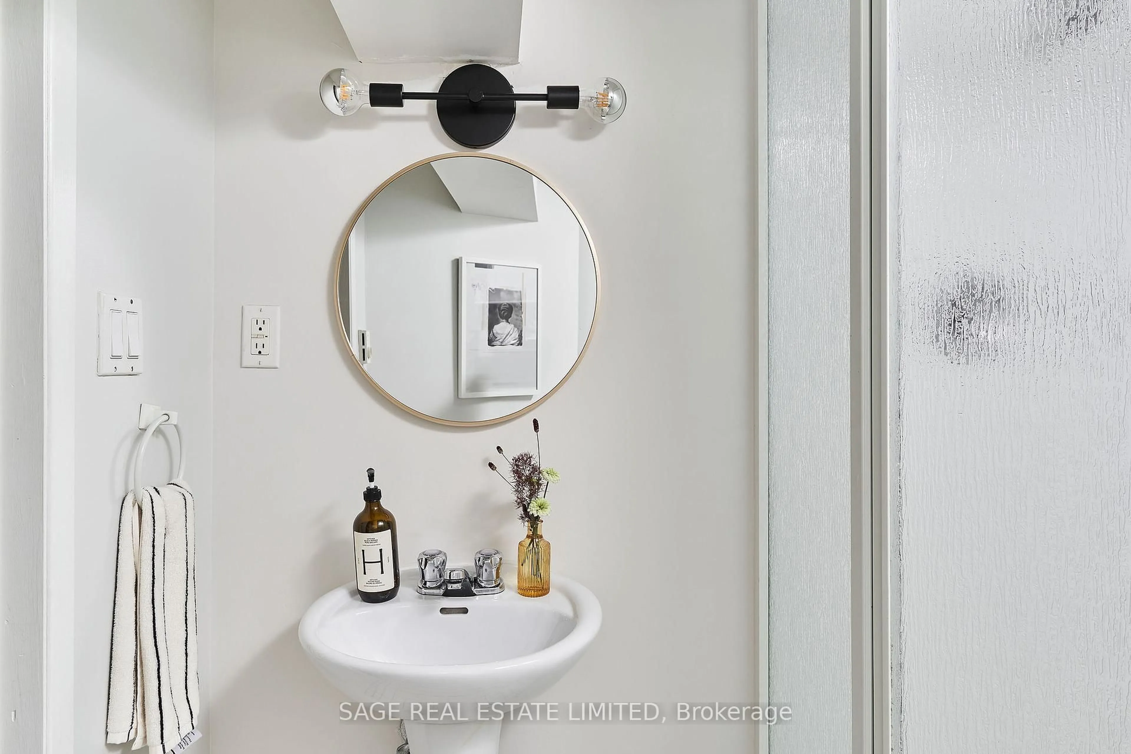 Contemporary bathroom, ceramic/tile floor for 115 Gore Vale Ave, Toronto Ontario M6J 2R5