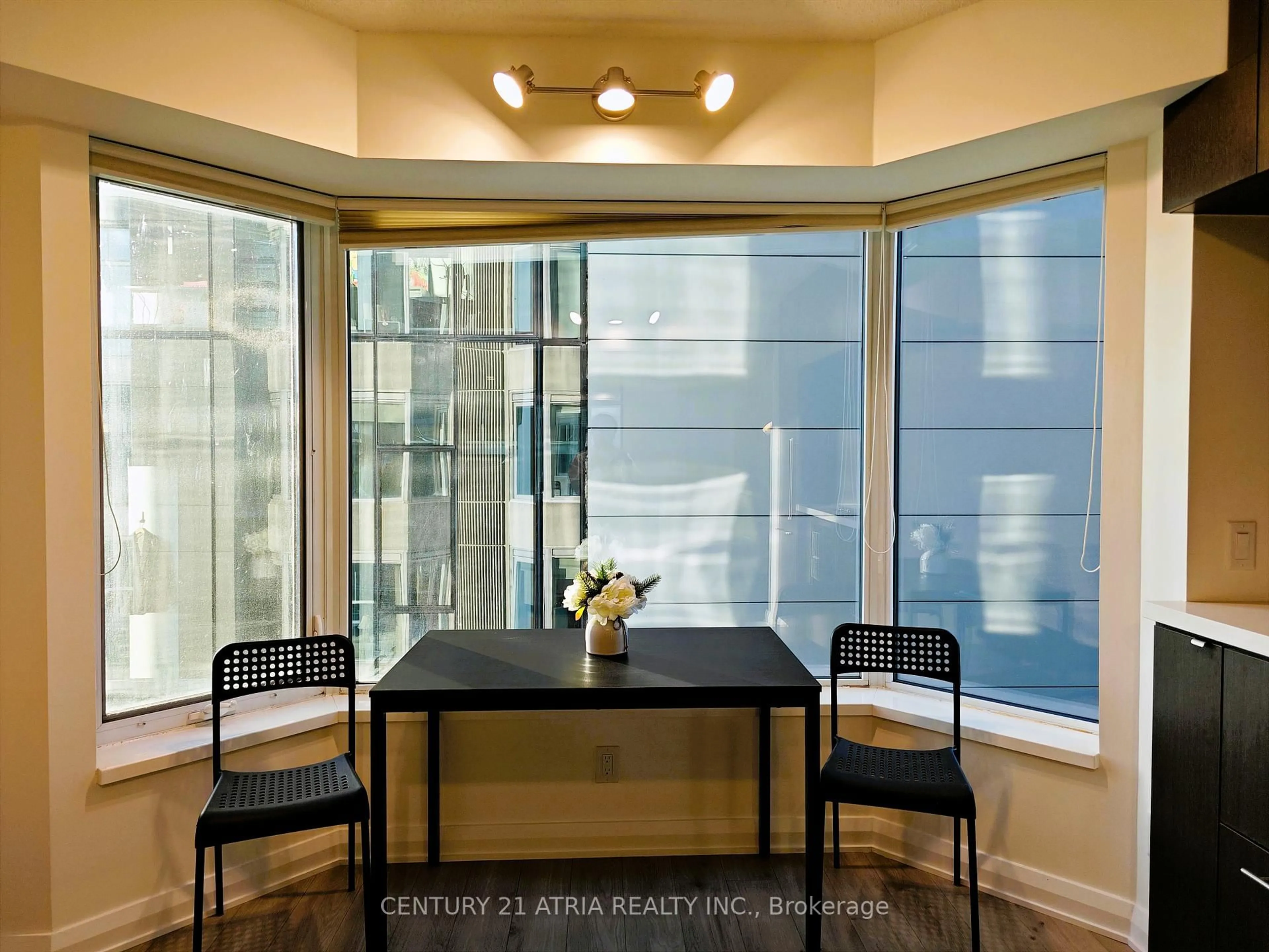 Unknown for 155 Yorkville Ave #605, Toronto Ontario M5R 0B4
