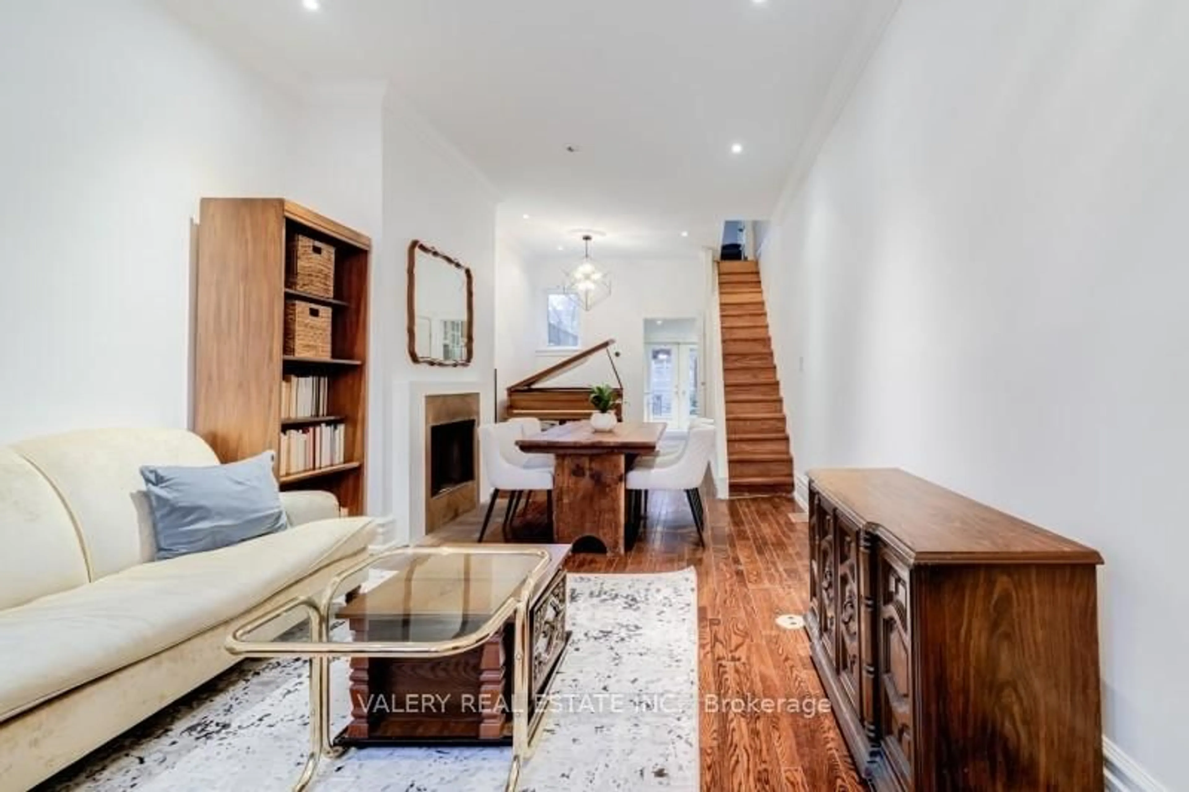Living room with furniture, unknown for 13 Sword St, Toronto Ontario M5A 3N3