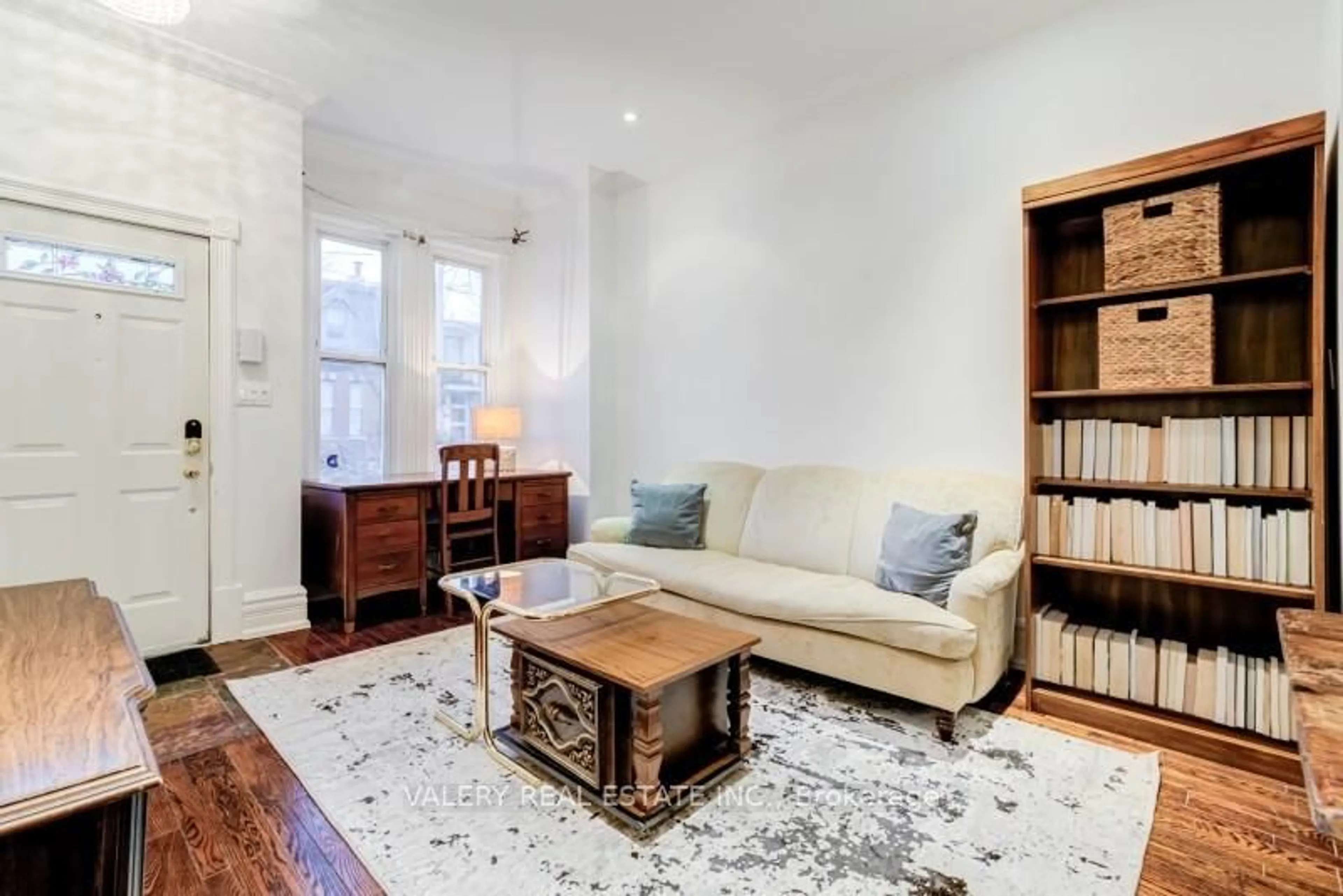 Living room with furniture, unknown for 13 Sword St, Toronto Ontario M5A 3N3