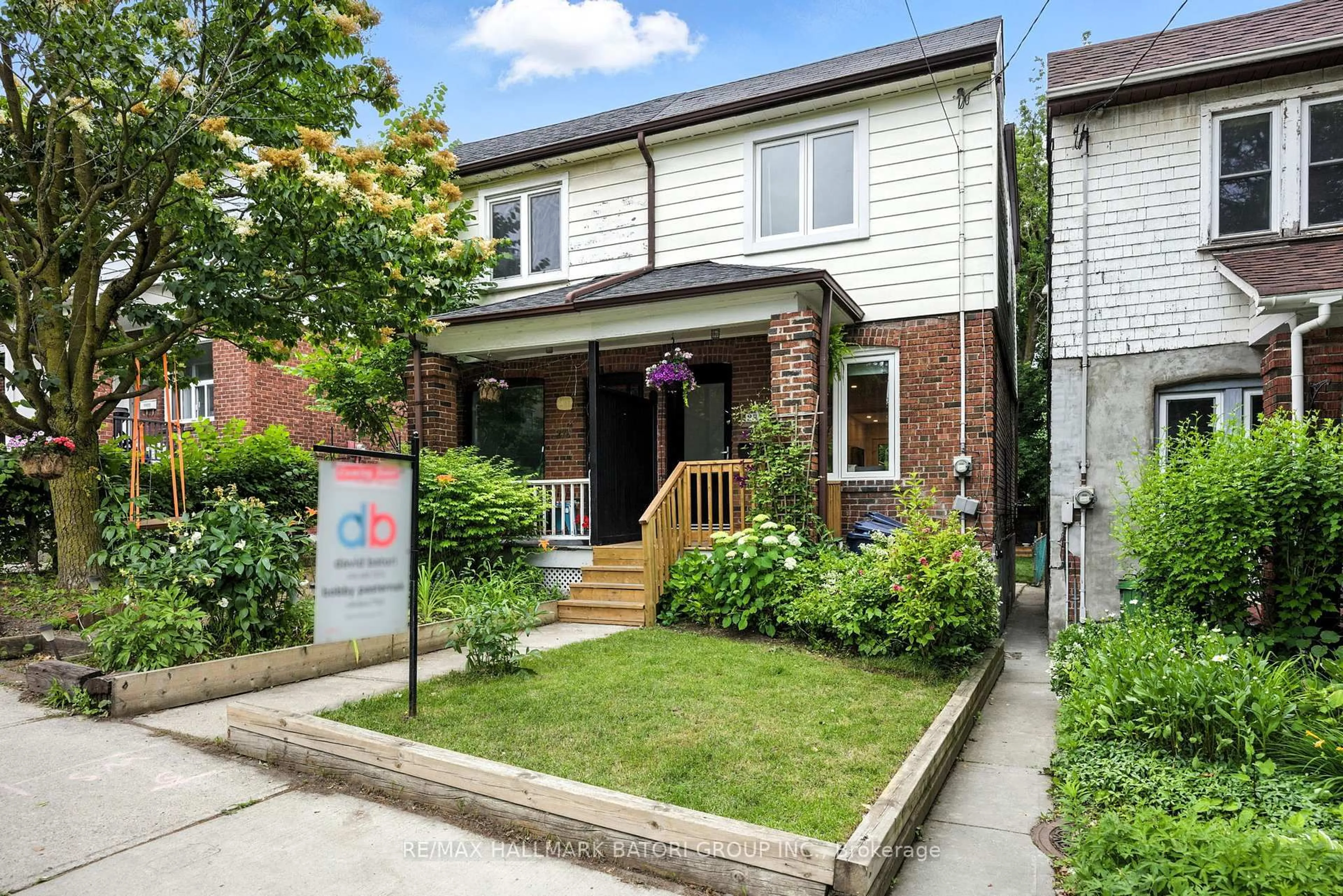 Home with brick exterior material, street for 276 Roselawn Ave, Toronto Ontario M4R 1E9