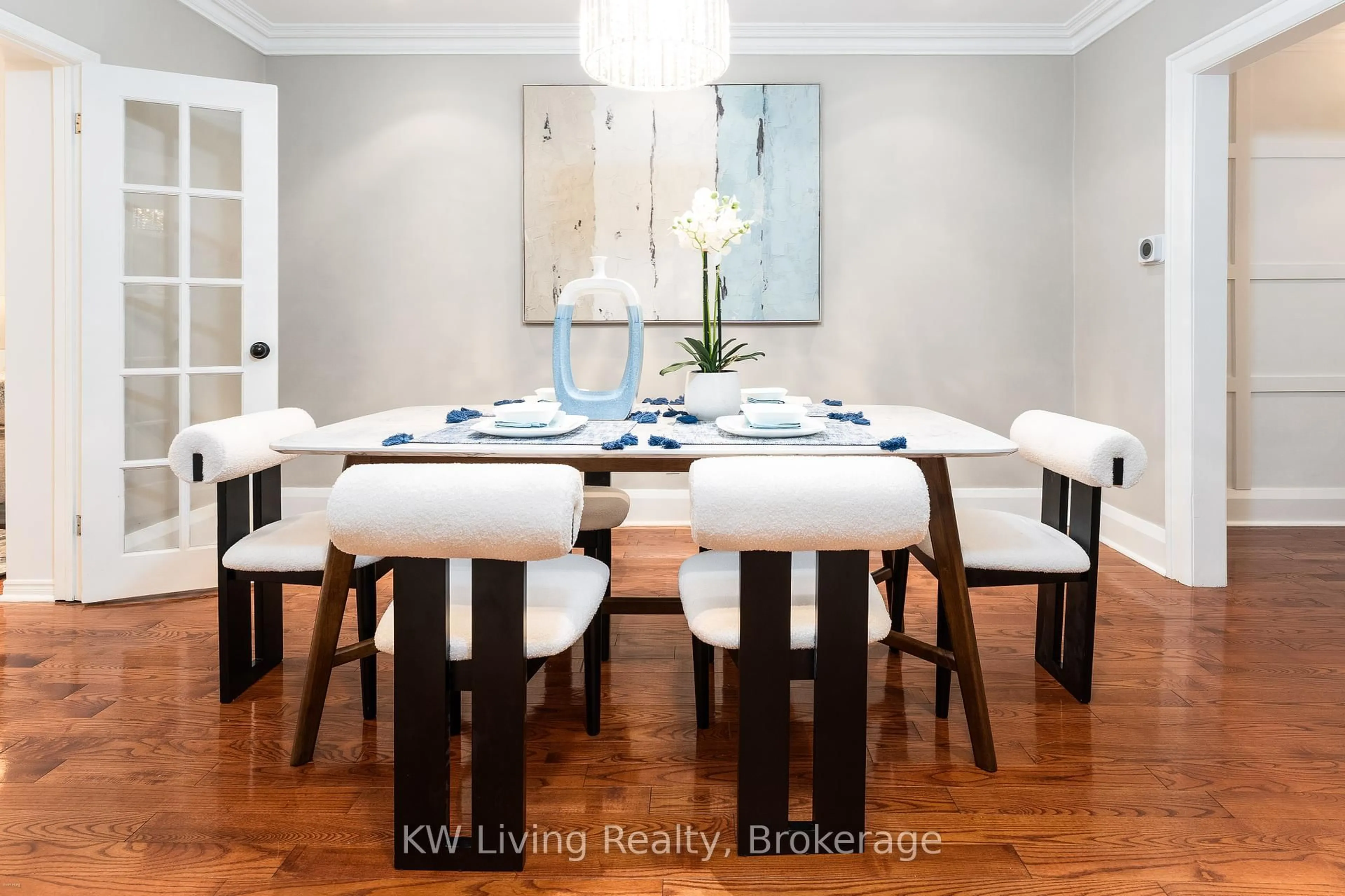 Dining room, wood/laminate floor for 358 Millwood Rd, Toronto Ontario M4S 1K1