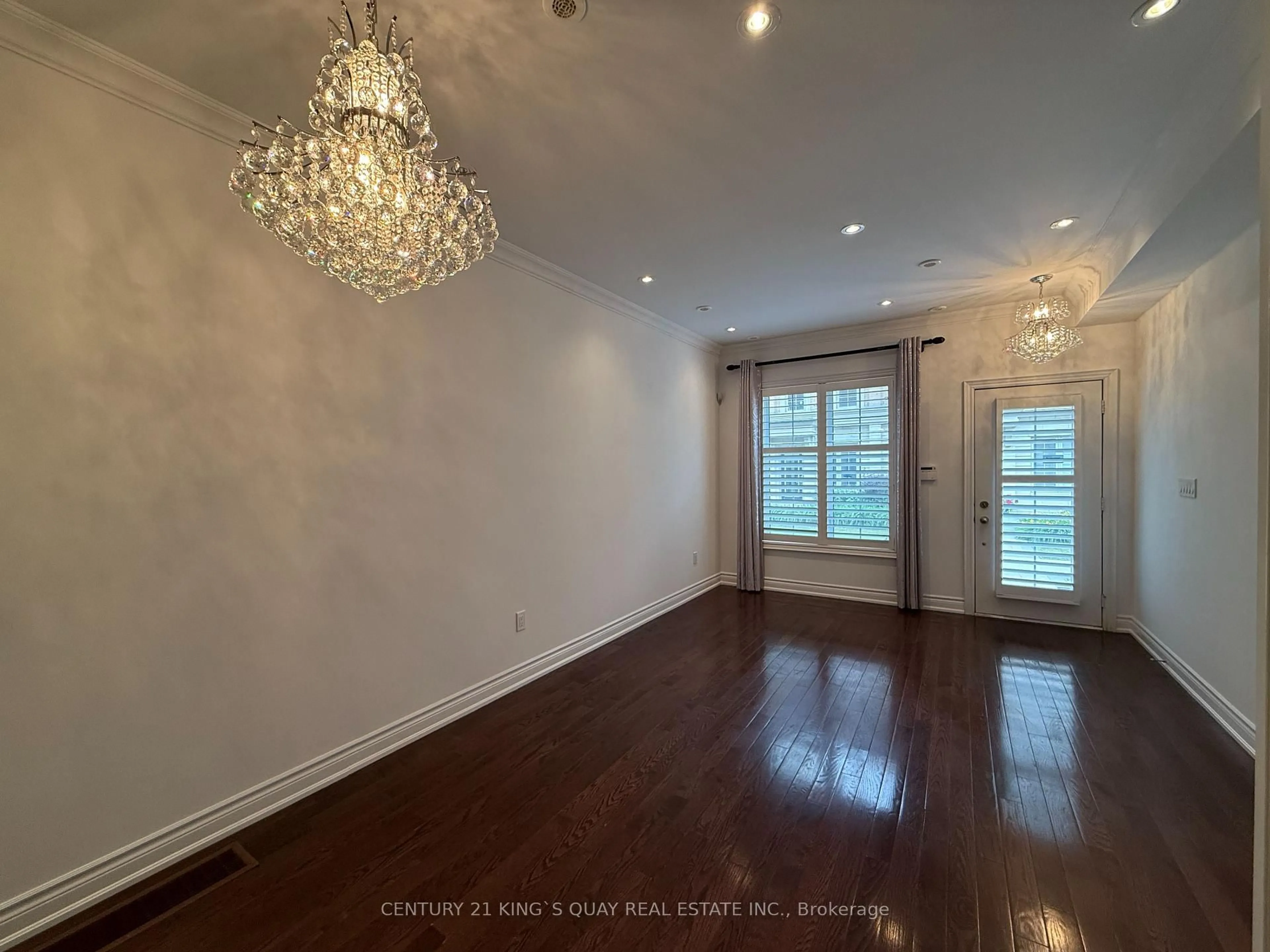 A pic of a room for 10 Hargrave Lane #14, Toronto Ontario M4N 0A4