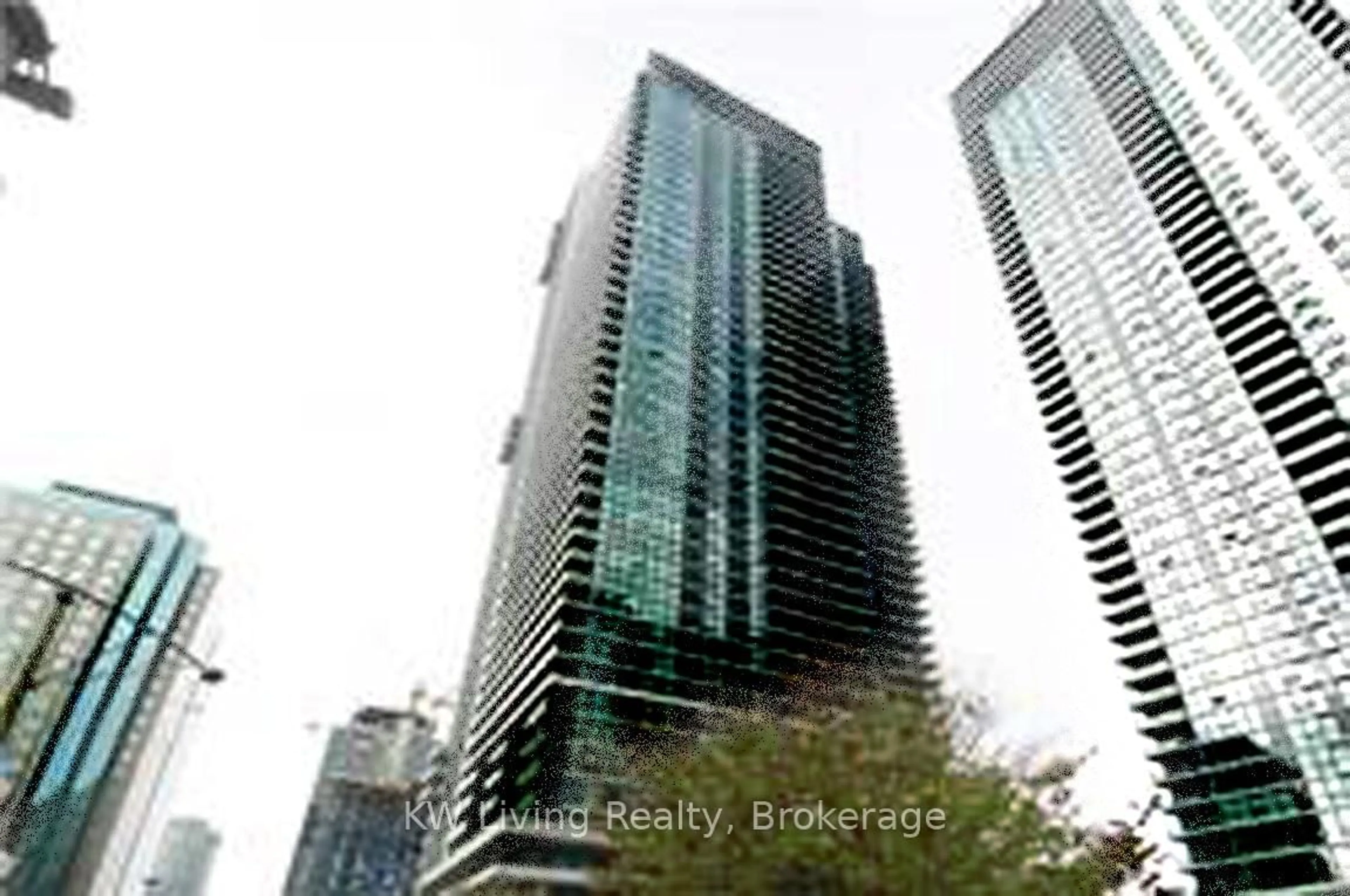 Blurry image for 18 Harbour St #505, Toronto Ontario M5J 2Z6