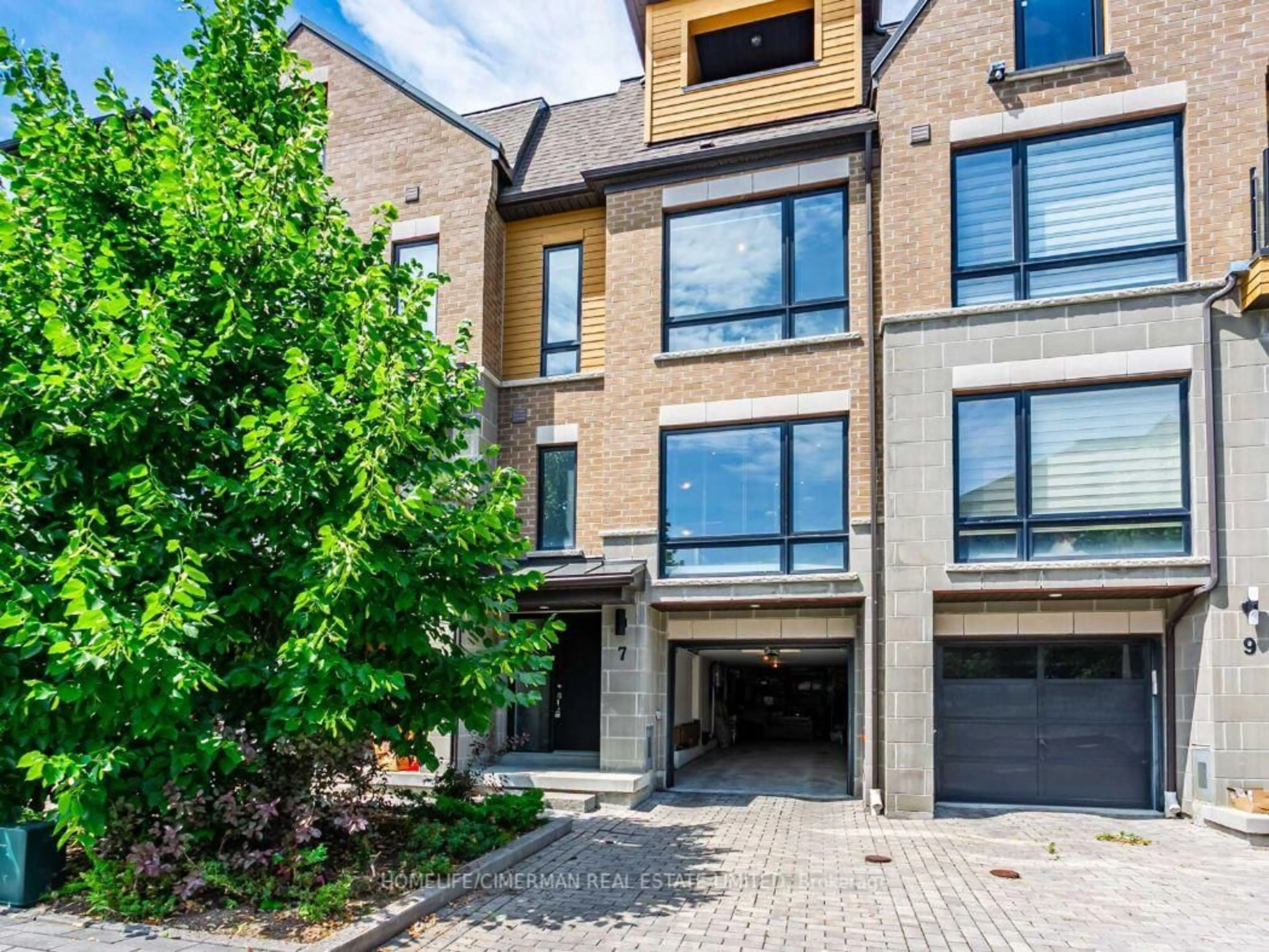 Home with brick exterior material, street for 7 Kenneth Wood Cres, Toronto Ontario M2N 0K3