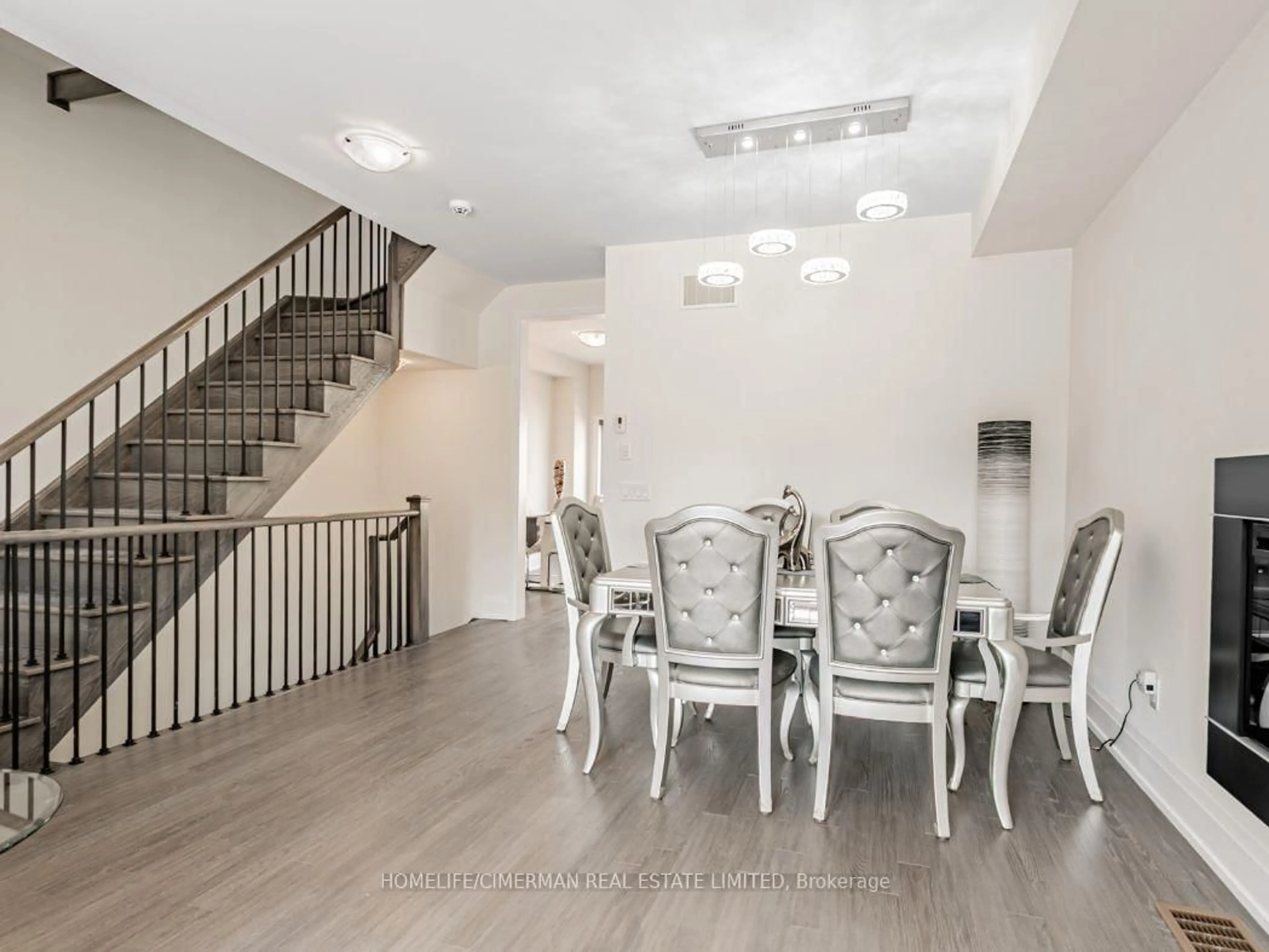 Dining room, unknown for 7 Kenneth Wood Cres, Toronto Ontario M2N 0K3