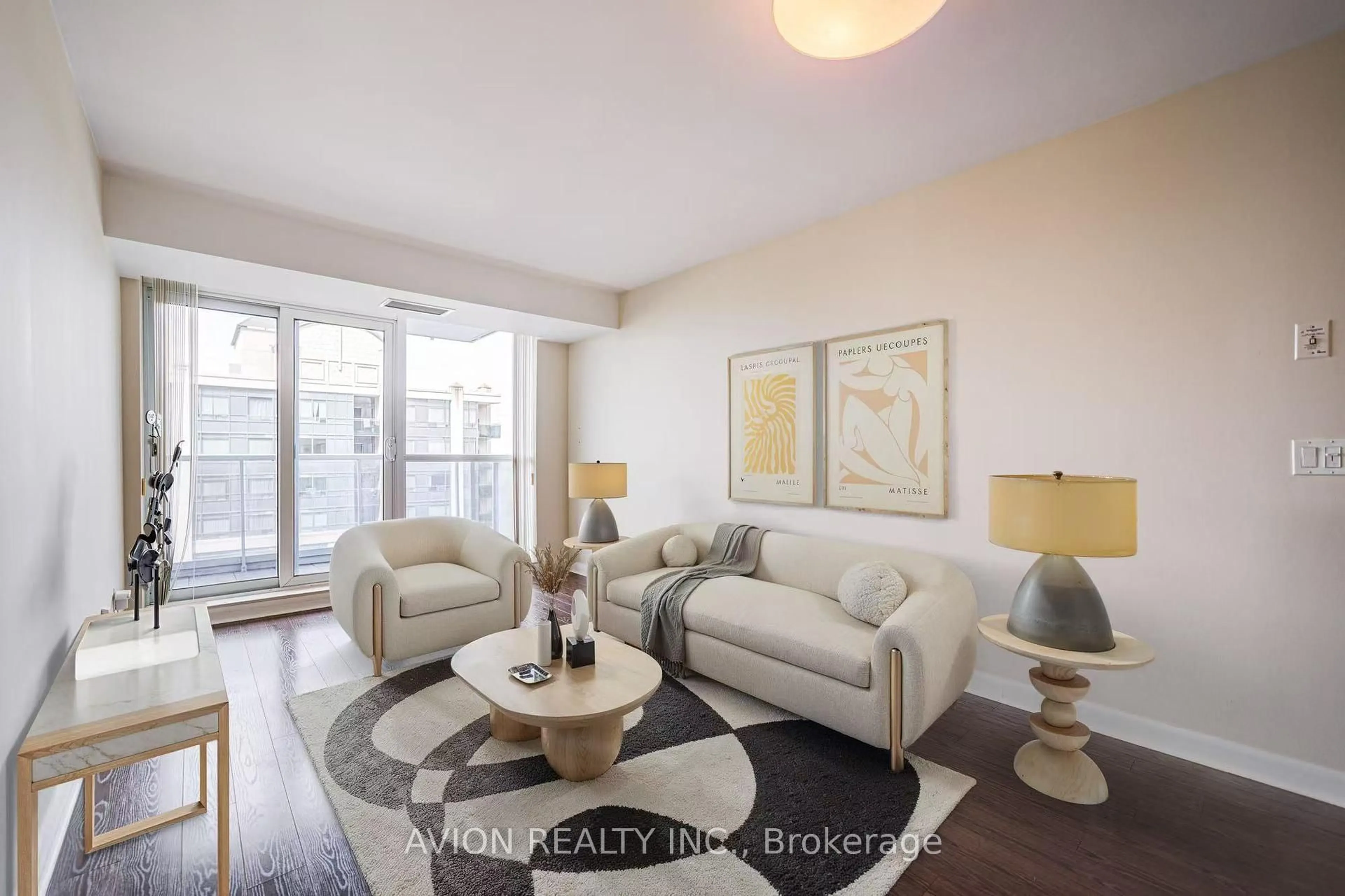 Living room with furniture, wood/laminate floor for 4978 Yonge St #3106, Toronto Ontario M2N 7G8
