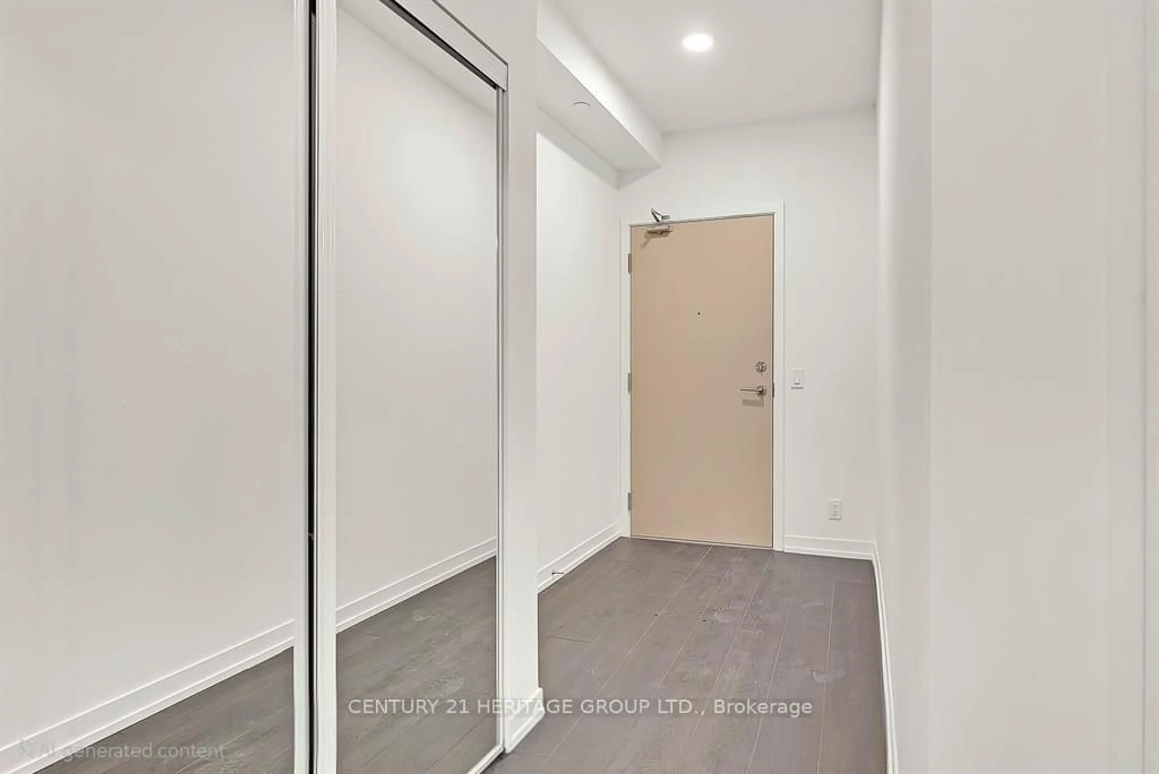 Unknown for 2020 Bathurst St #315, Toronto Ontario M5P 0A6