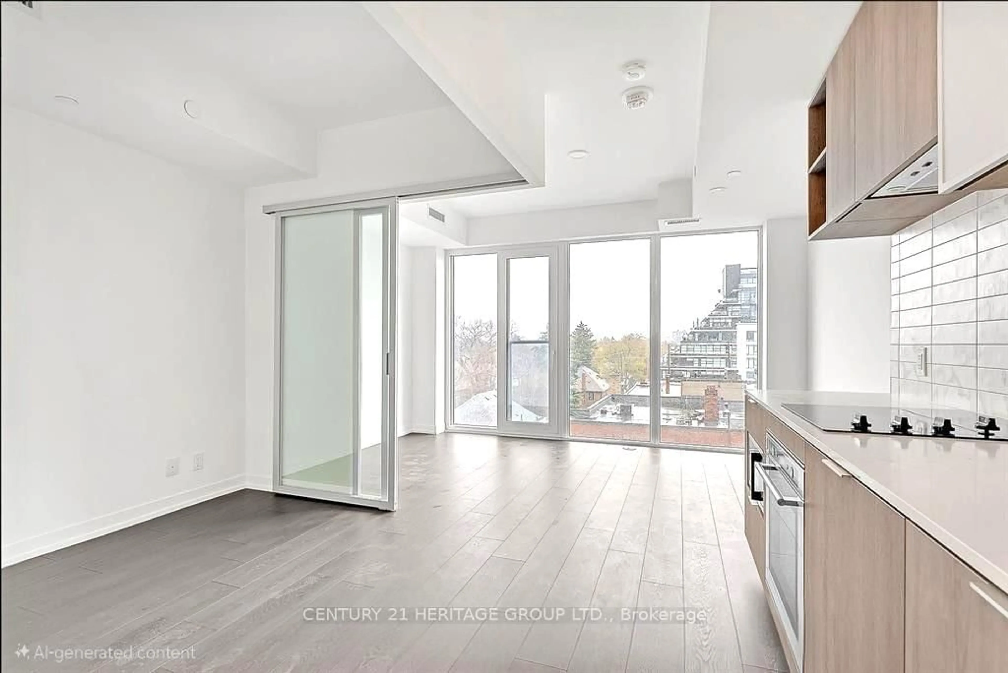 Unknown for 2020 Bathurst St #315, Toronto Ontario M5P 0A6