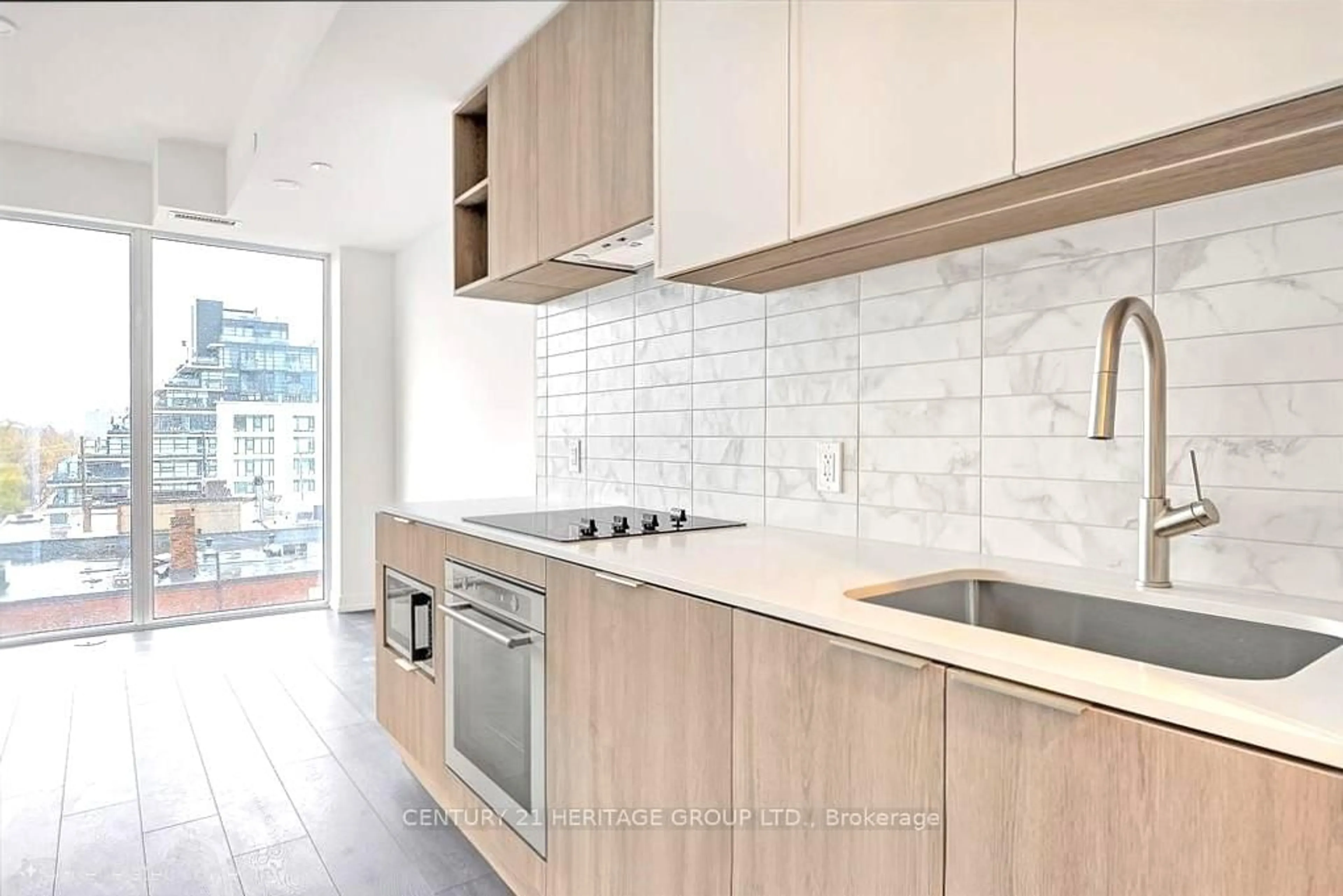 Standard kitchen, unknown for 2020 Bathurst St #315, Toronto Ontario M5P 0A6