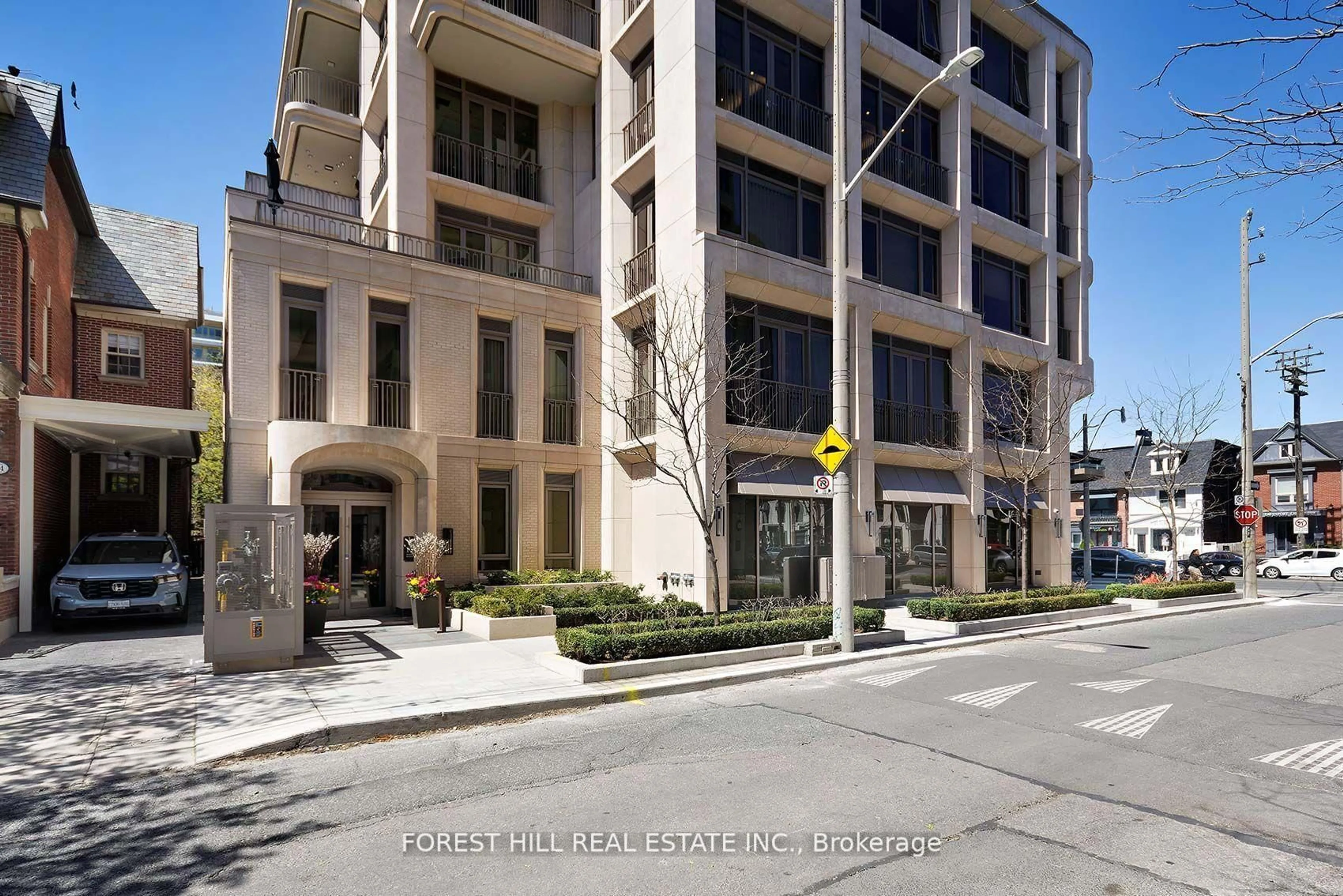 Unknown for 128 Hazelton Ave #401, Toronto Ontario M5R 2E5