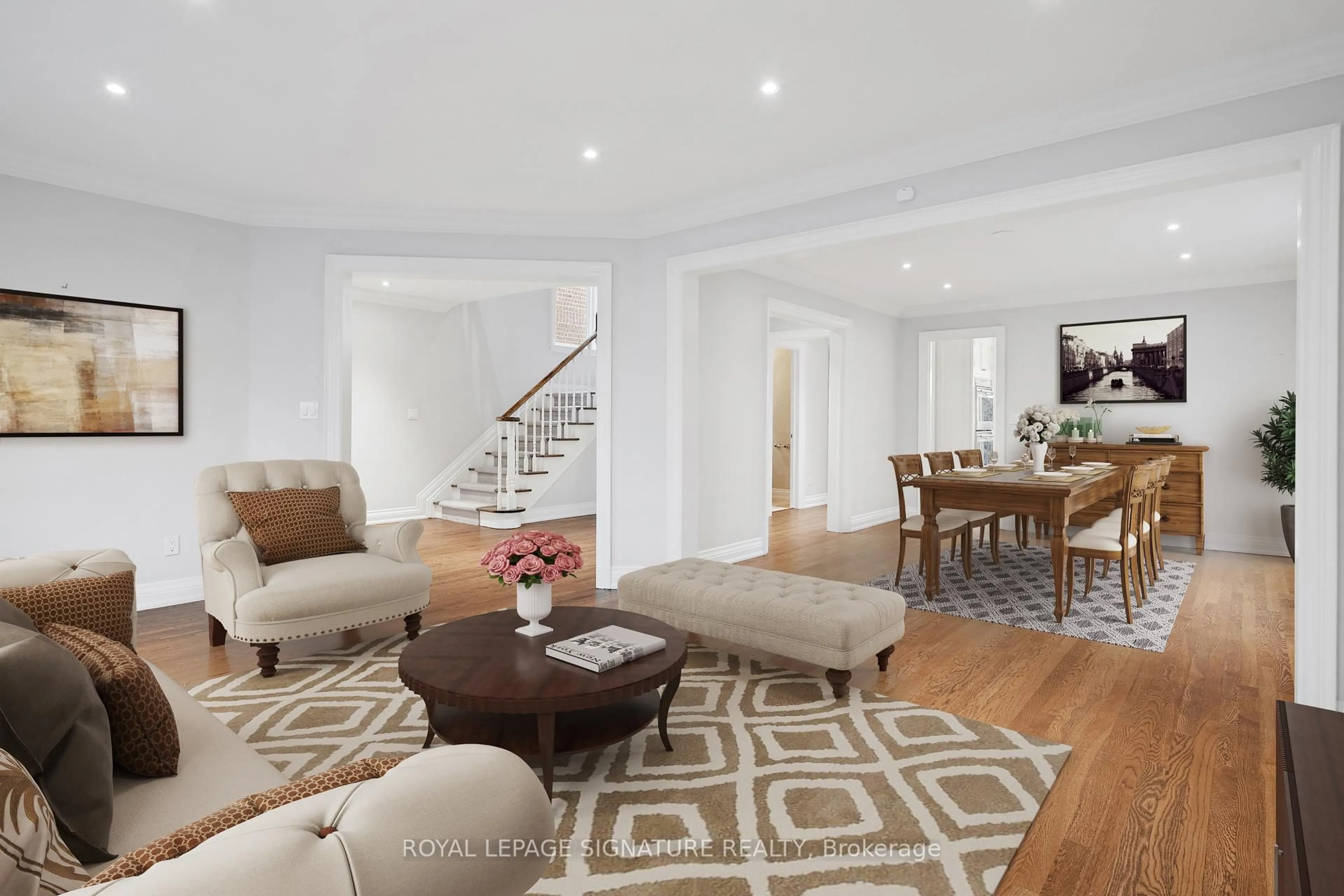 Living room with furniture, unknown for 518 Cranbrooke Ave, Toronto Ontario M5M 1N8