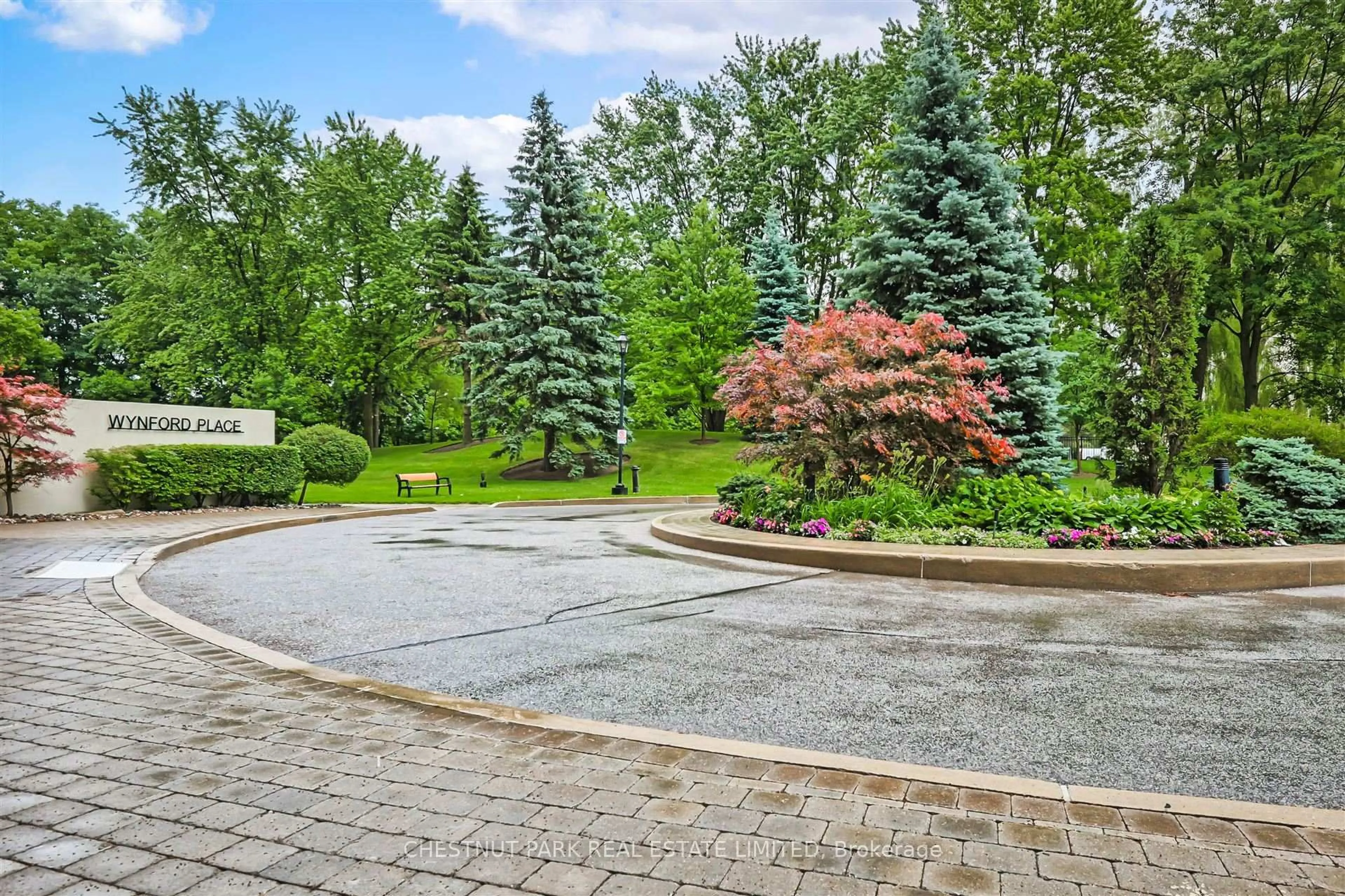 Patio, unknown for 75 Wynford Heights Cres #305, Toronto Ontario M3C 3H9
