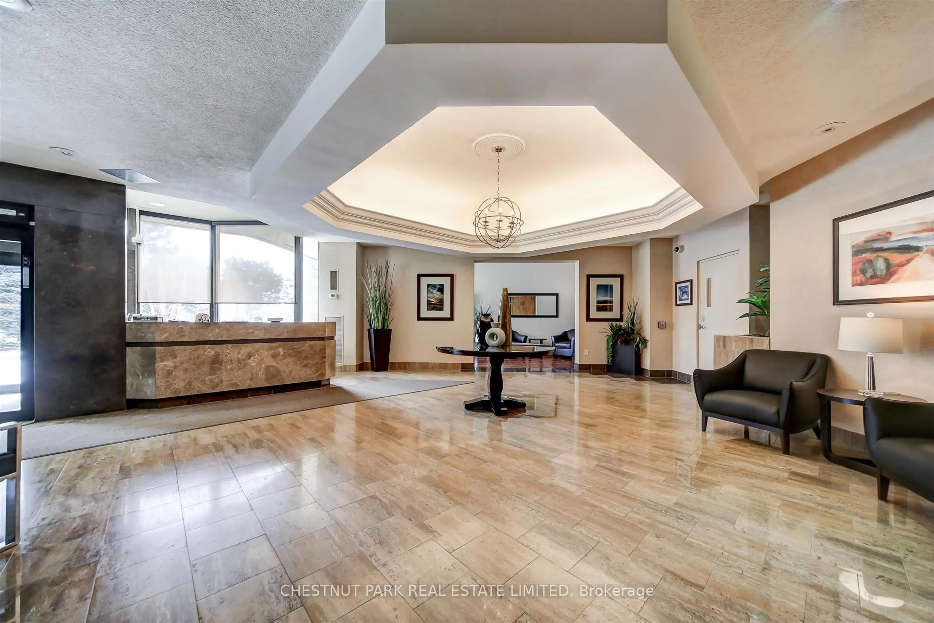Indoor foyer for 75 Wynford Heights Cres #305, Toronto Ontario M3C 3H9