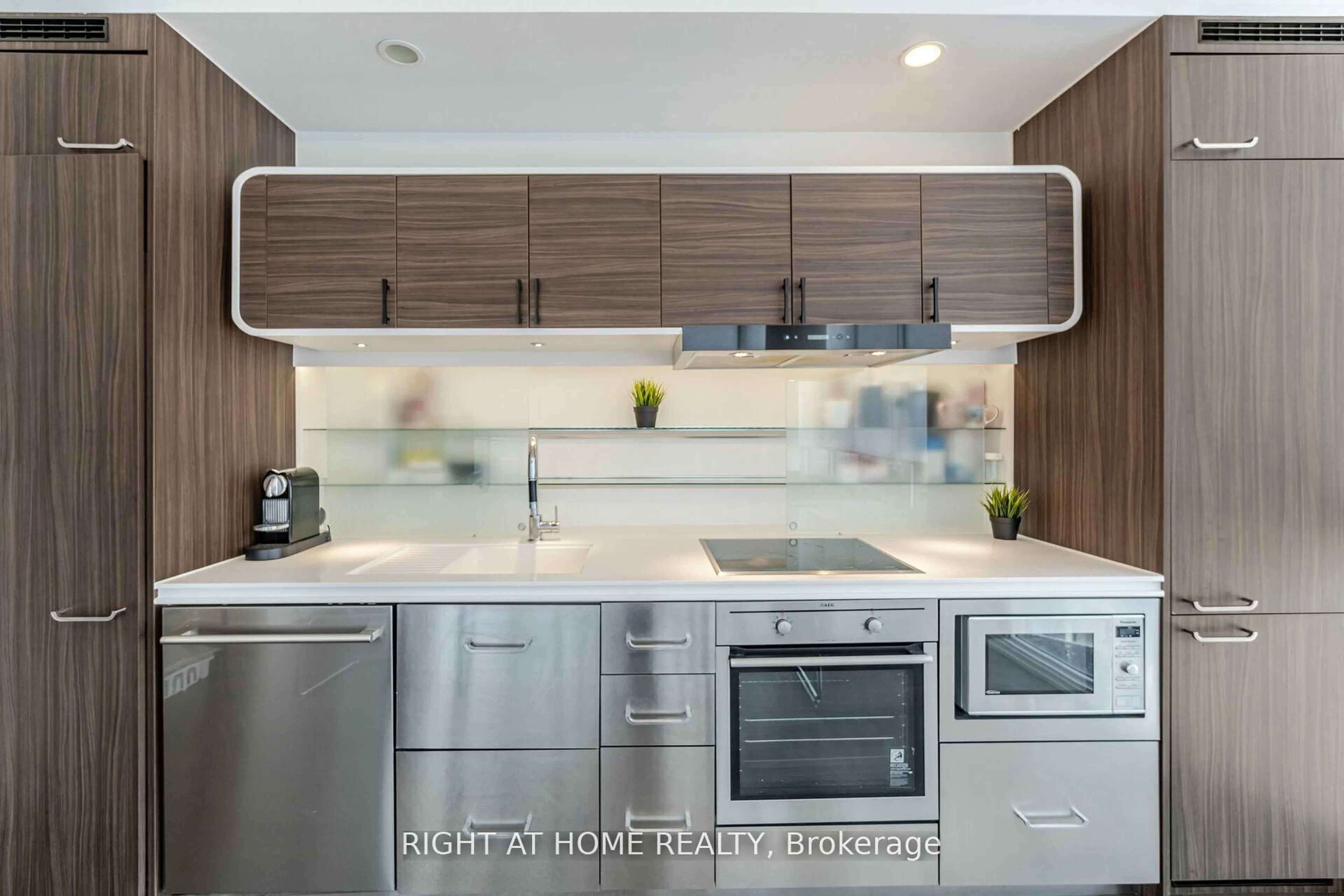 Contemporary kitchen, unknown for 45 Charles St #3910, Toronto Ontario M4Y 1S2