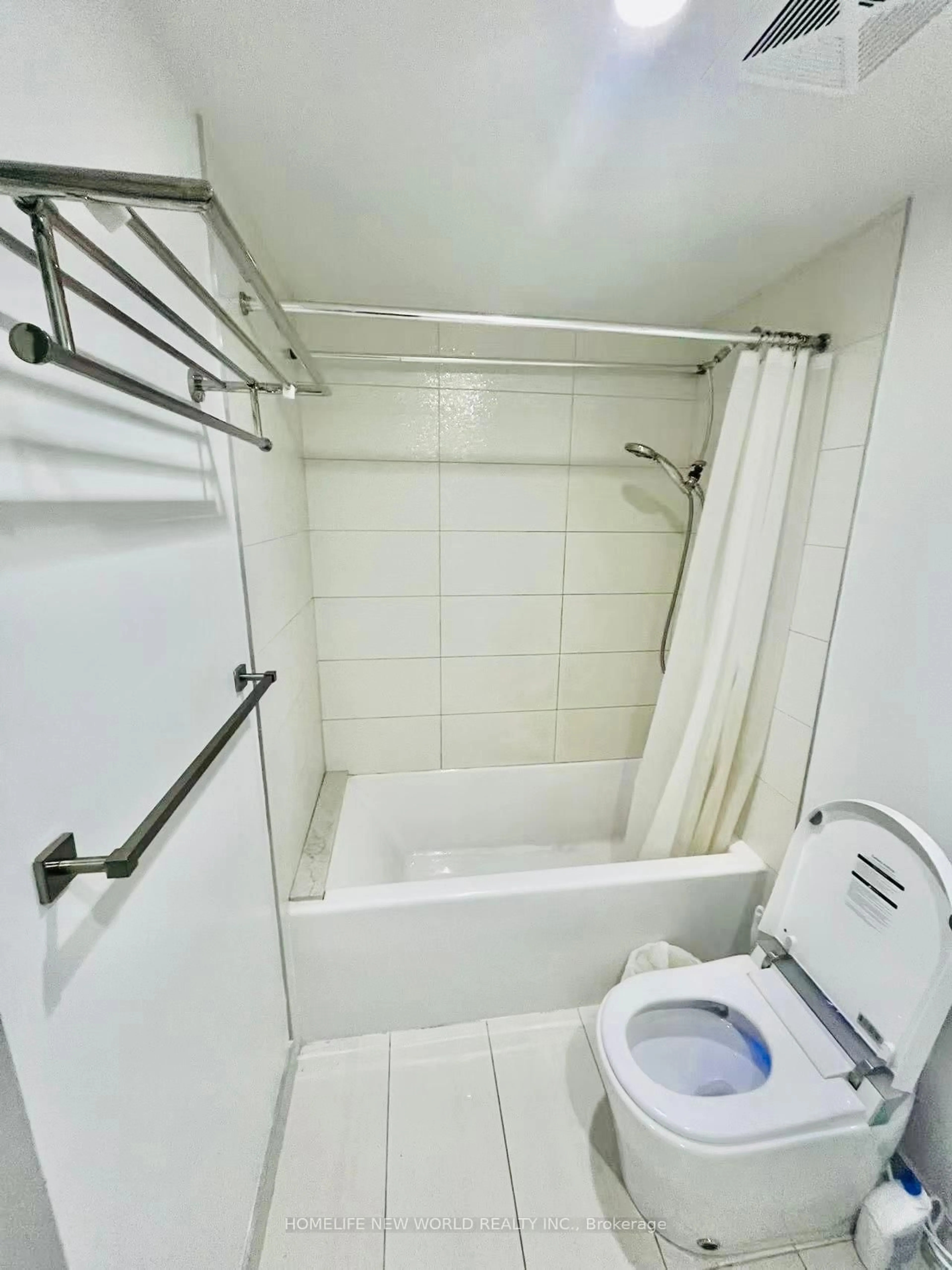 Standard bathroom, floor is not visible for 38 Cameron St #423, Toronto Ontario M5T 0C3