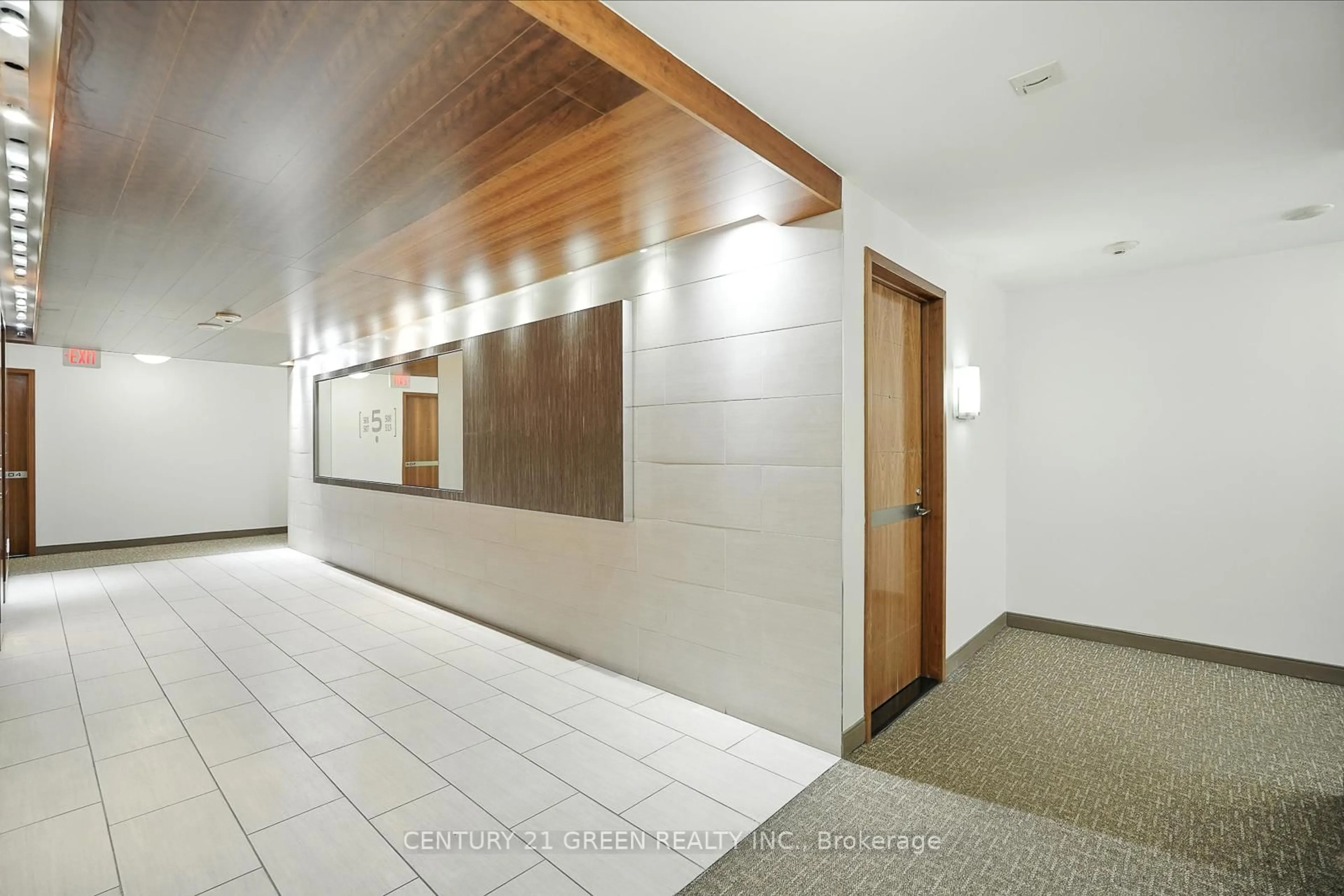 Indoor foyer for 205 Frederick St #508, Toronto Ontario M5A 4V3