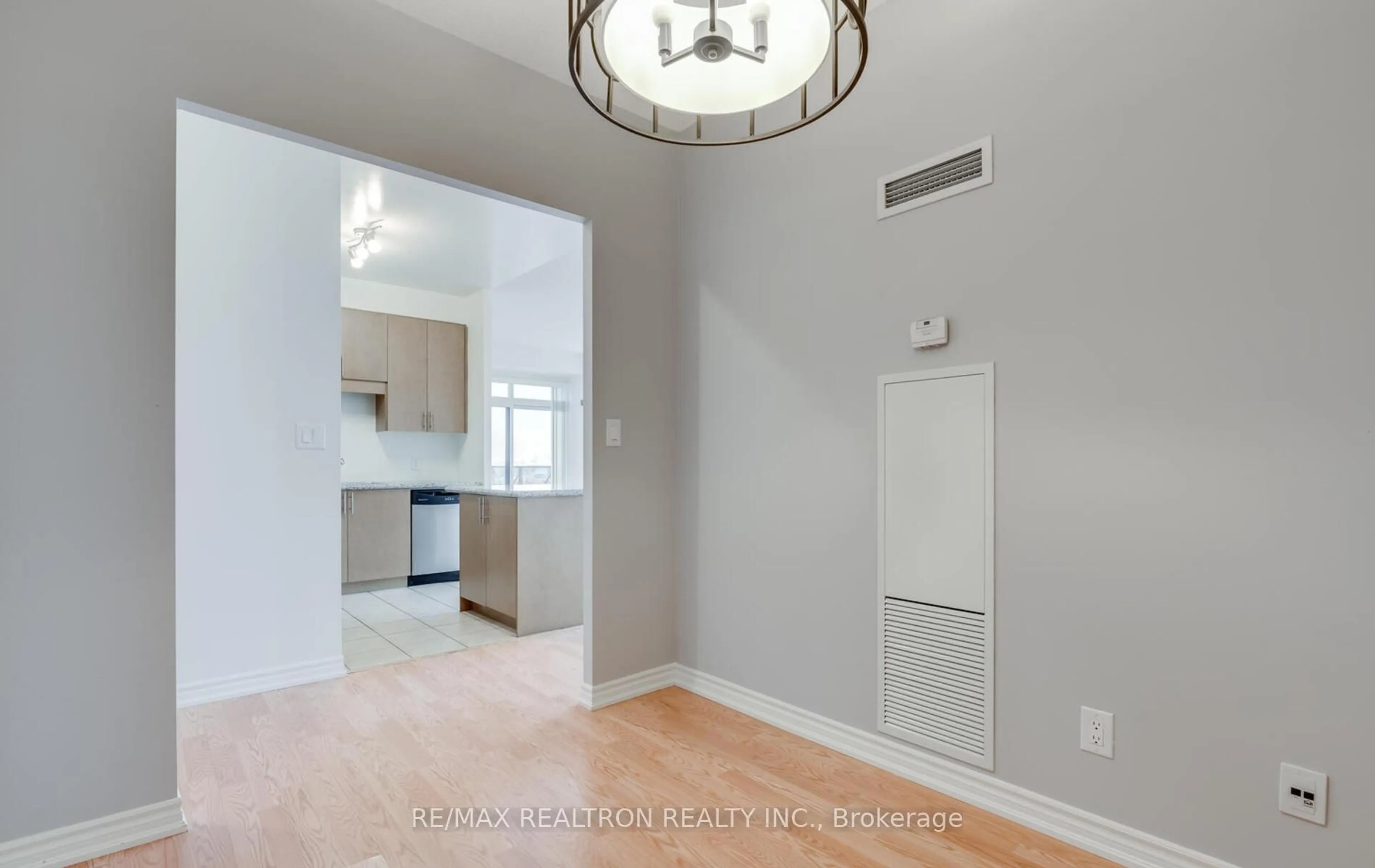 A pic of a room for 133 Wynford Dr #1106, Toronto Ontario M3C 0J5