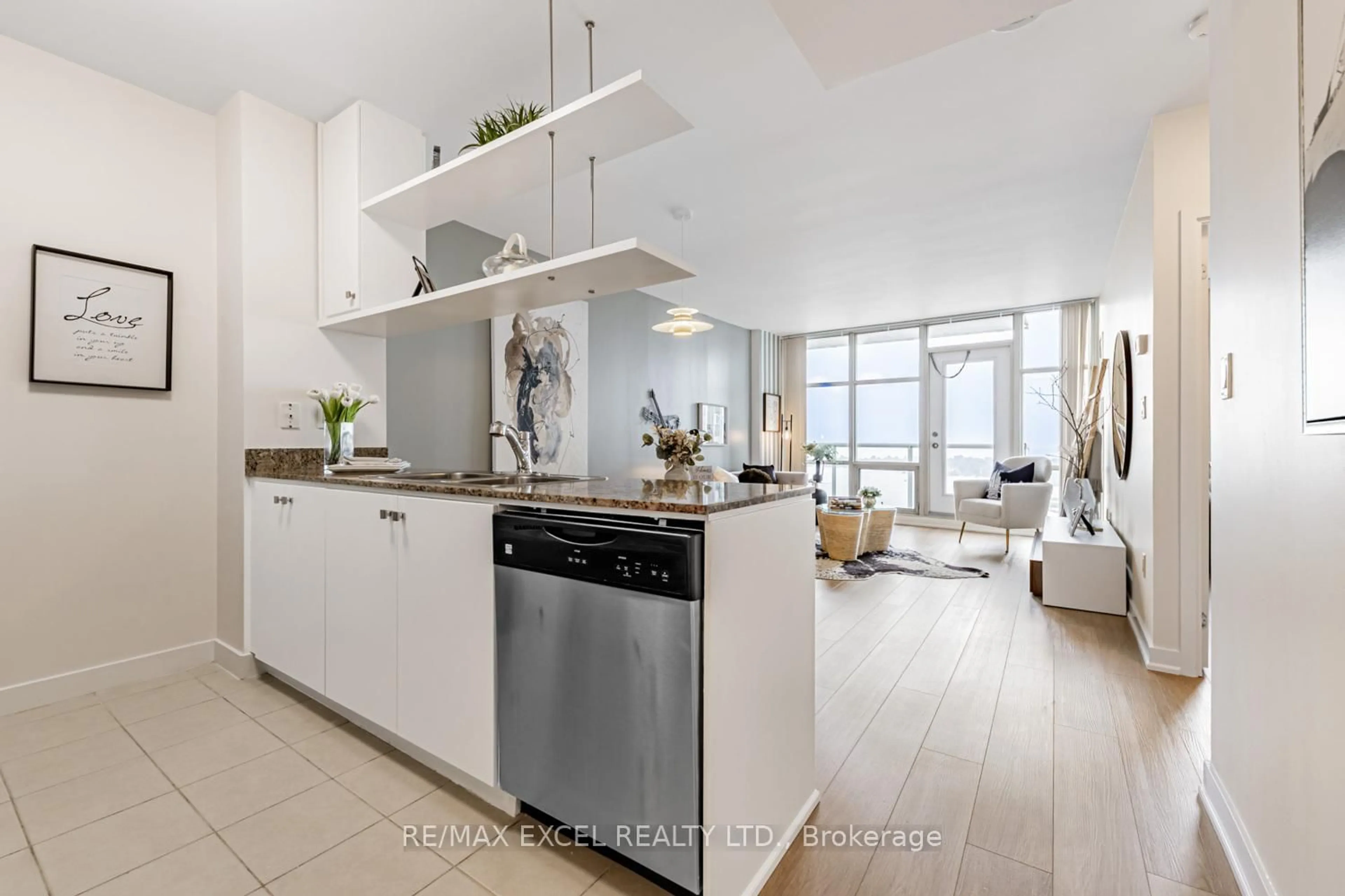 Open concept kitchen, unknown for 10 Navy Wharf Crt #3511, Toronto Ontario M5V 3V2