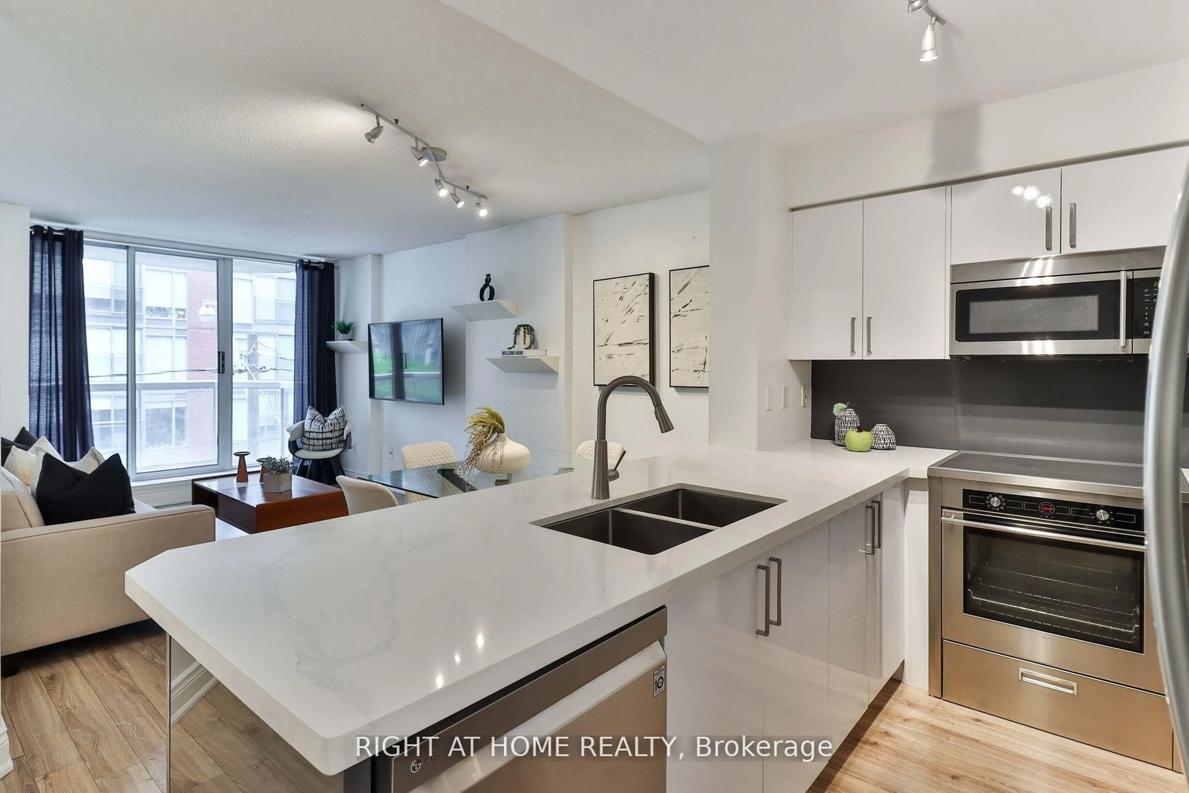 Open concept kitchen, unknown for 330 Adelaide St #308, Toronto Ontario M5A 4S9