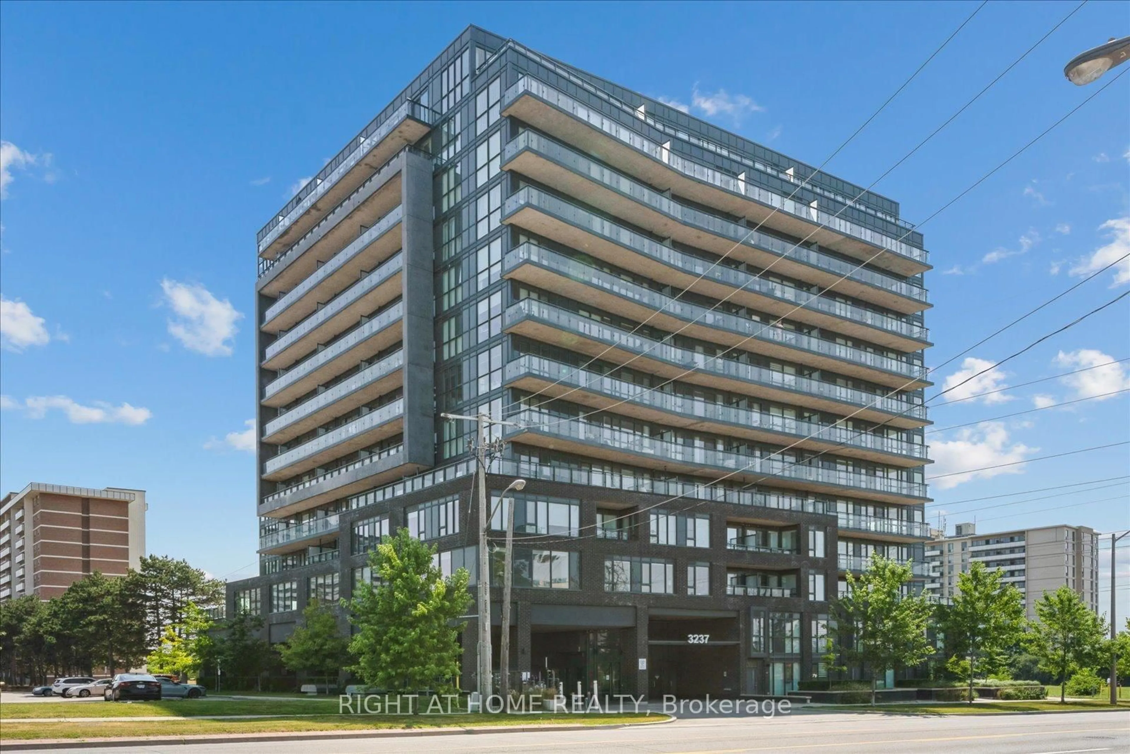 Unknown for 3237 Bayview Ave #1108, Toronto Ontario M2K 2J7