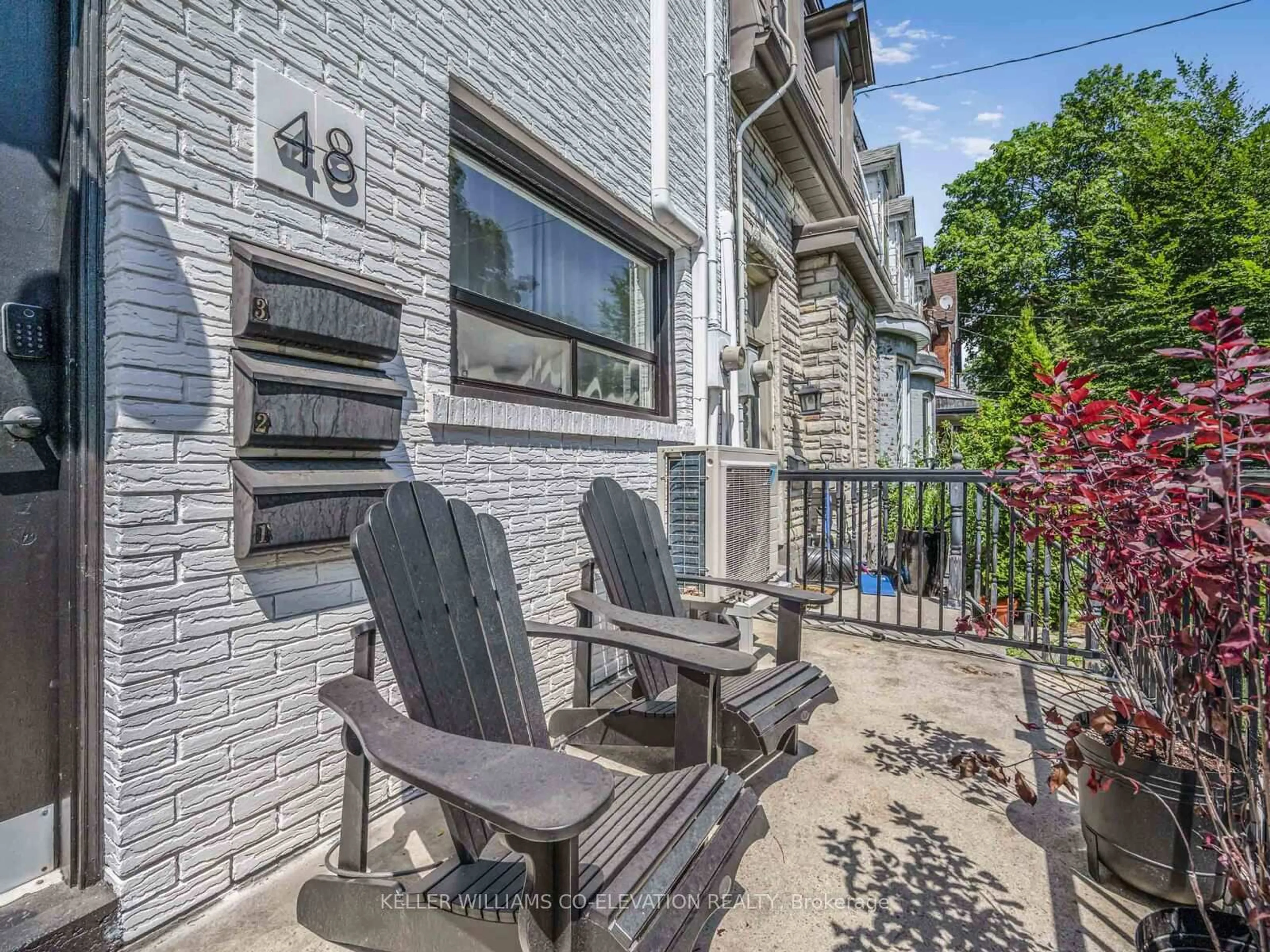 Patio, street for 48 Massey St, Toronto Ontario M6J 2T4