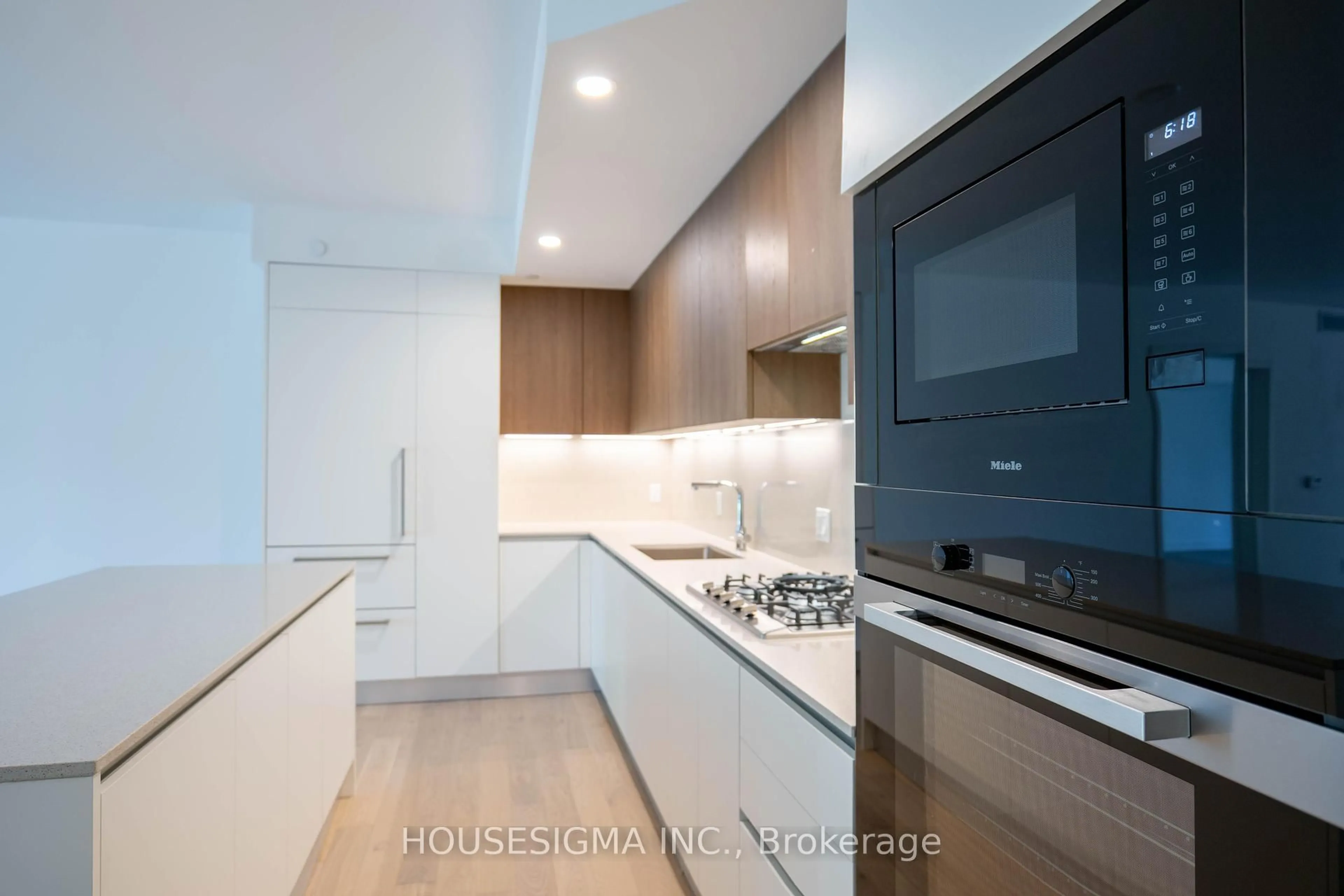 Unknown for 200 Keewatin Ave #210G, Toronto Ontario M4P 1Z8