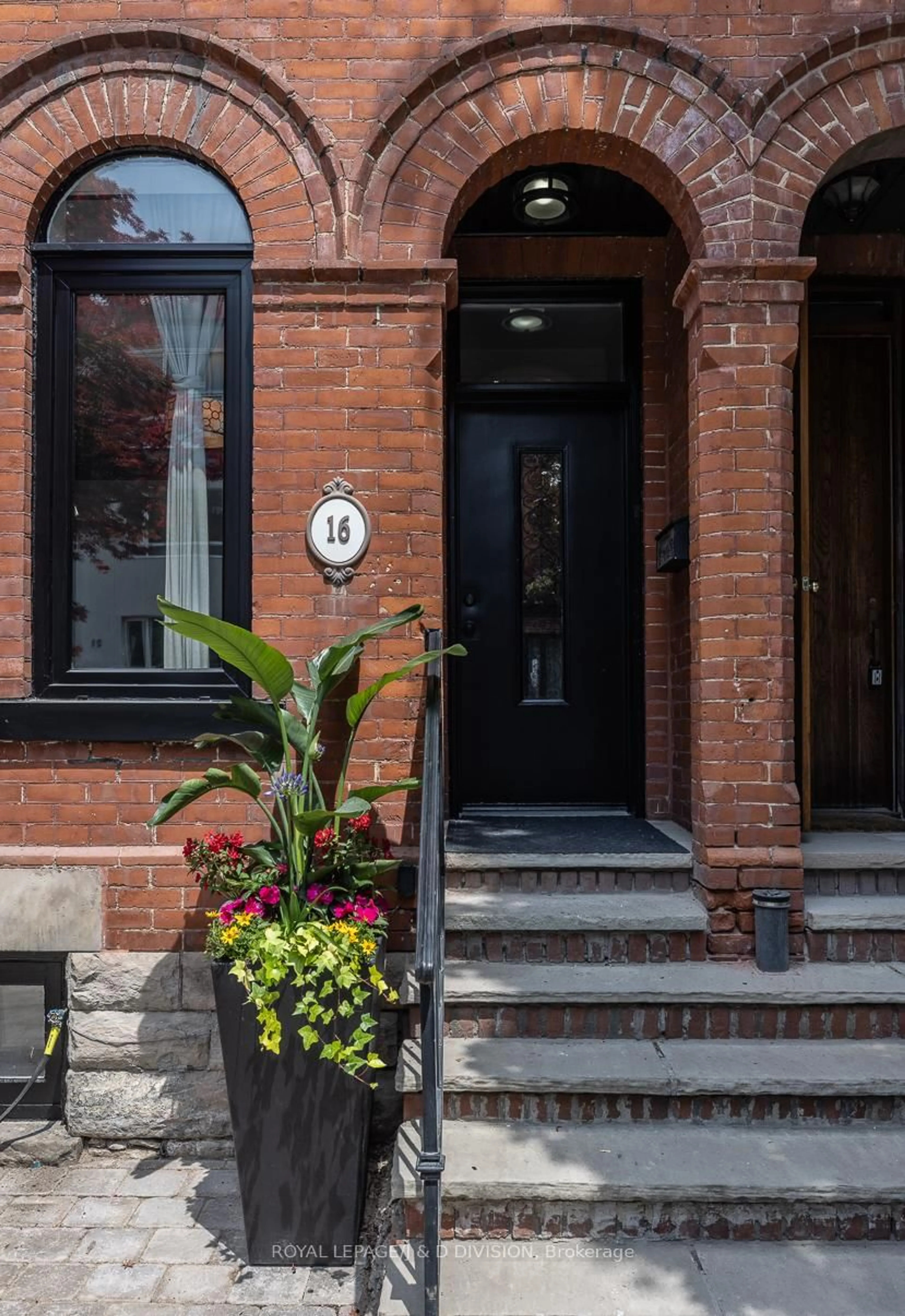 Home with brick exterior material, street for 16 Boswell Ave, Toronto Ontario M5R 1M4