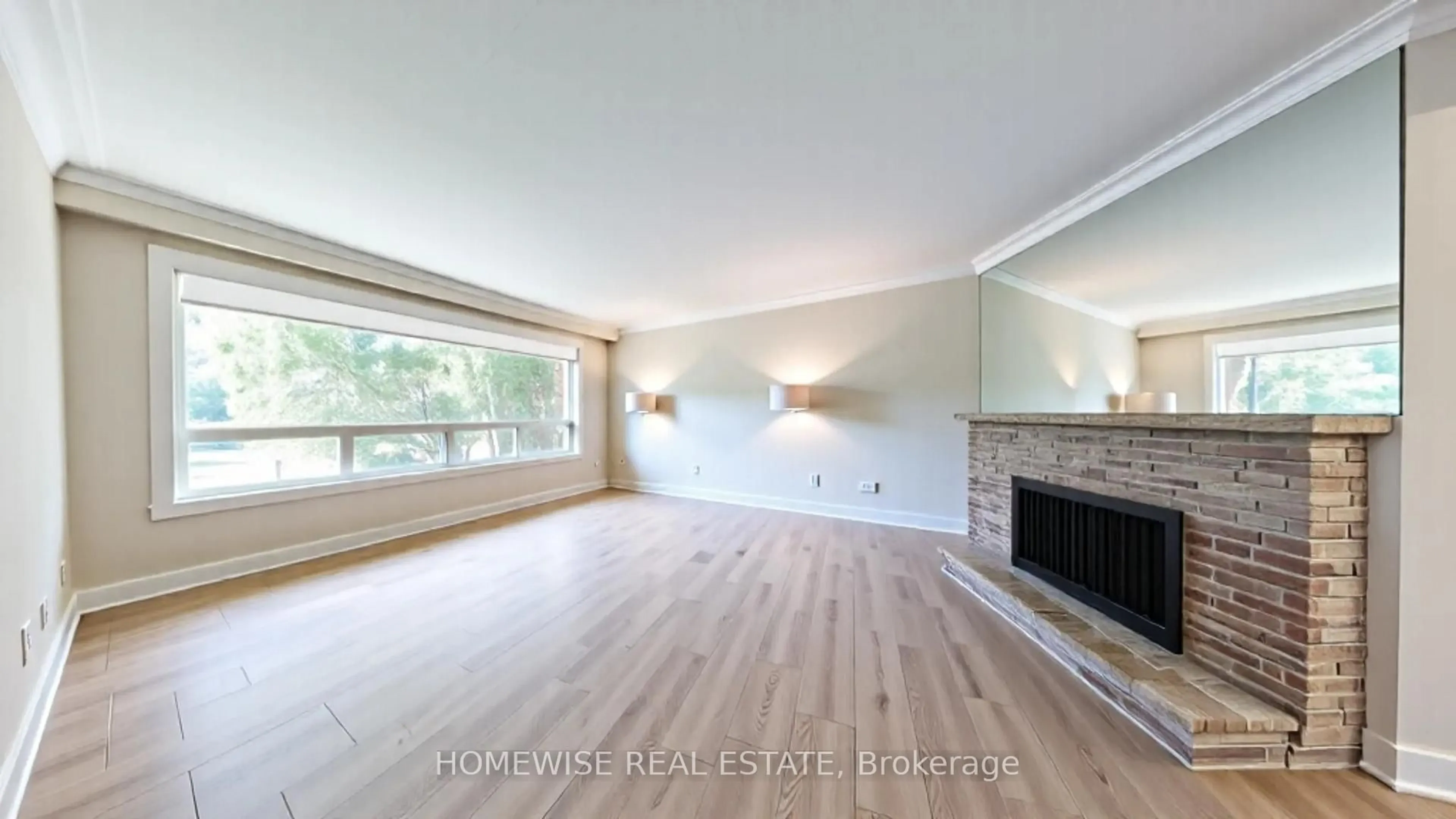 Living room with furniture, wood/laminate floor for 142 Betty Ann Dr, Toronto Ontario M2N 1X4