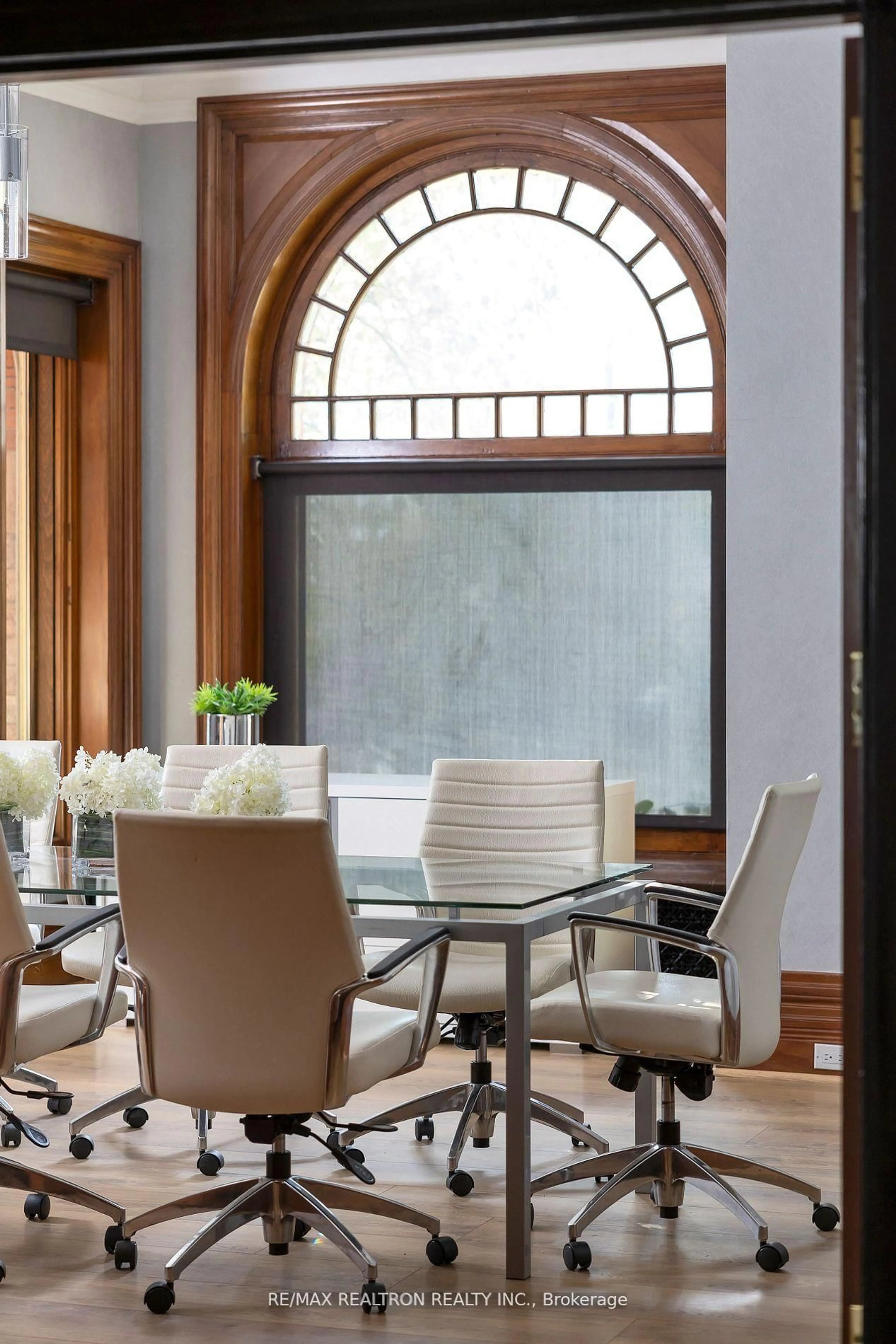 Dining room, unknown for 37 Madison Ave, Toronto Ontario M5R 2S2