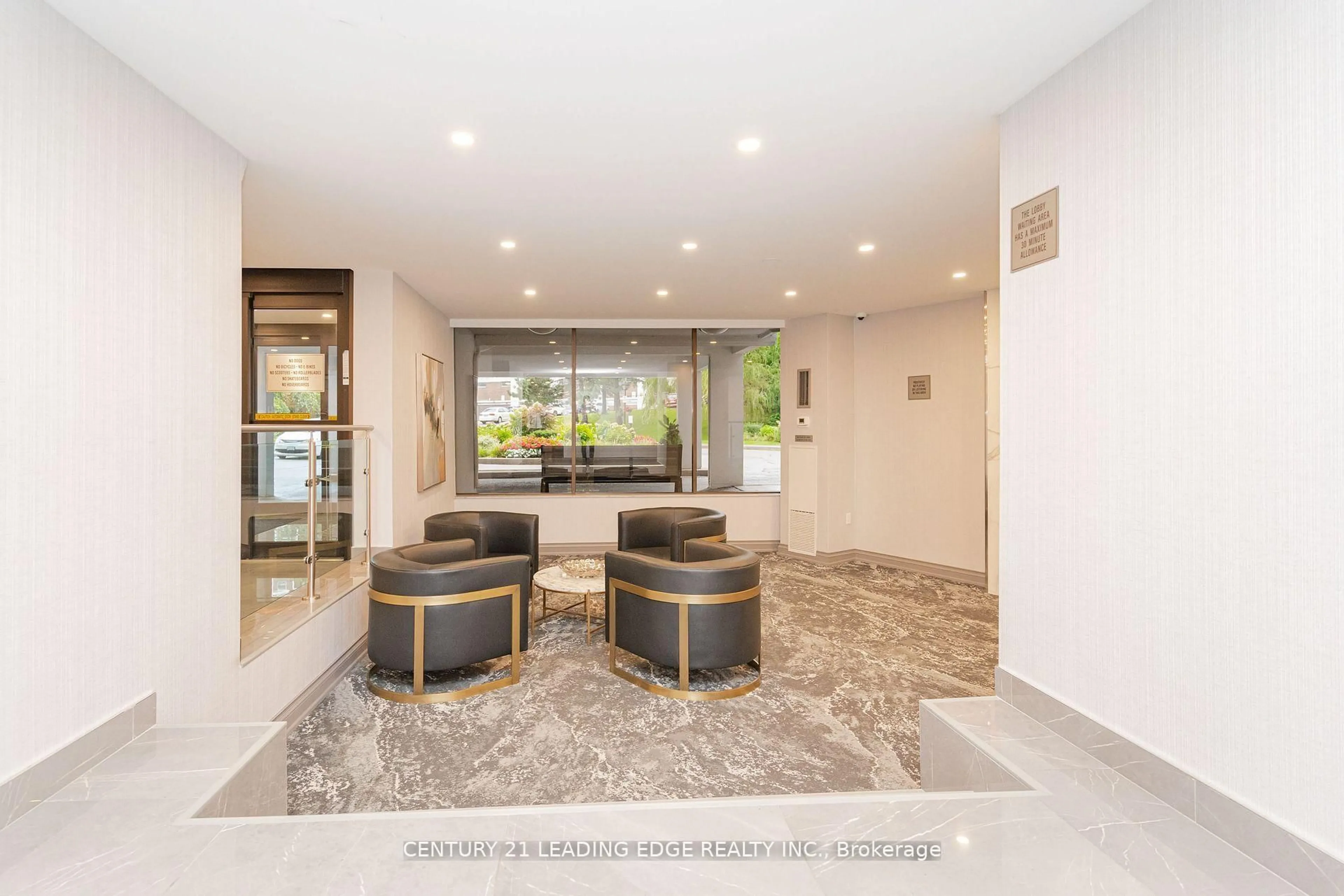Lobby for 10 Edgecliff Gfwy #1704, Toronto Ontario M3C 3A3