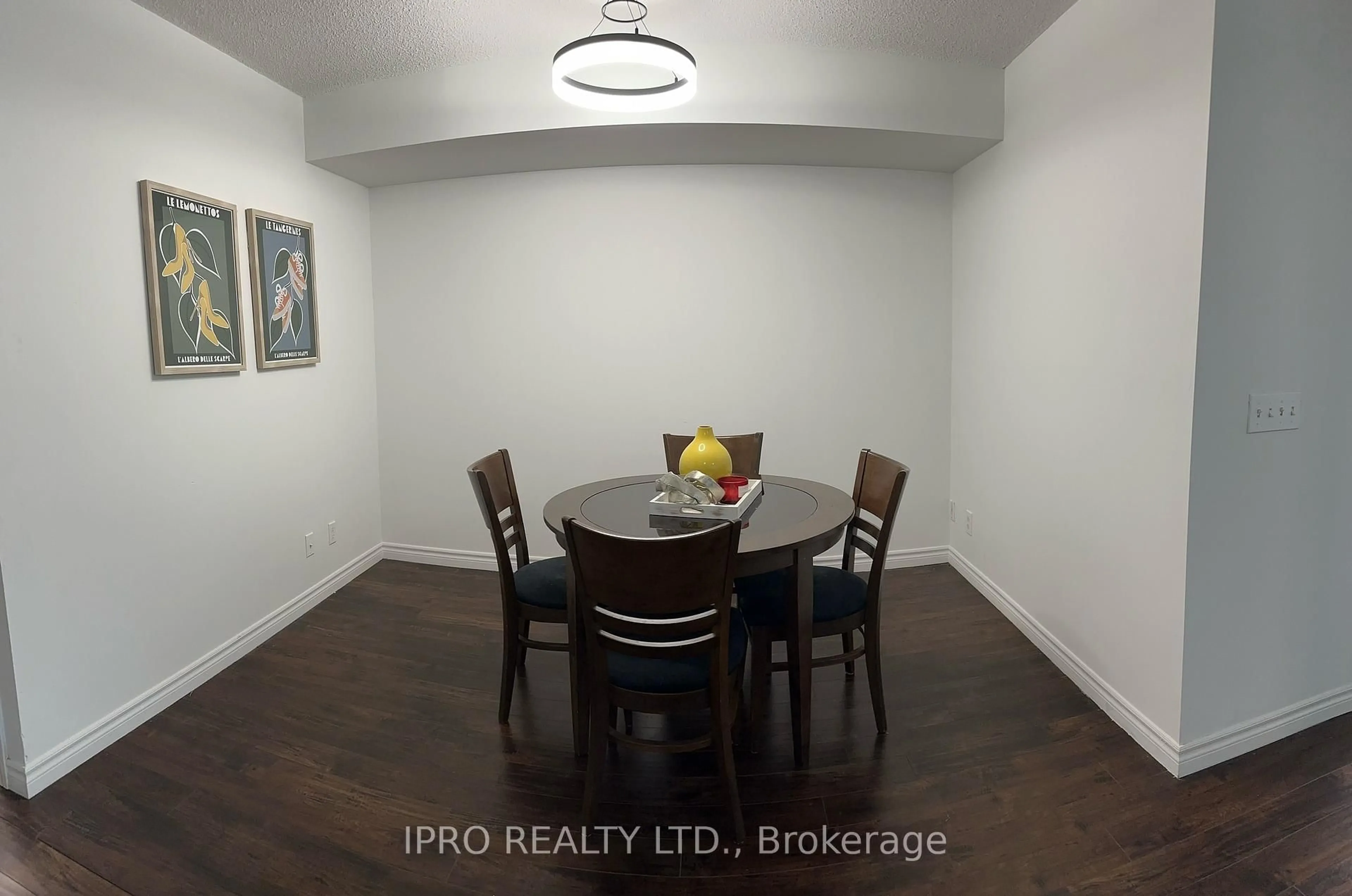 Dining room, unknown for 30 Grand Trunk Cres #2015, Toronto Ontario M5J 3A4