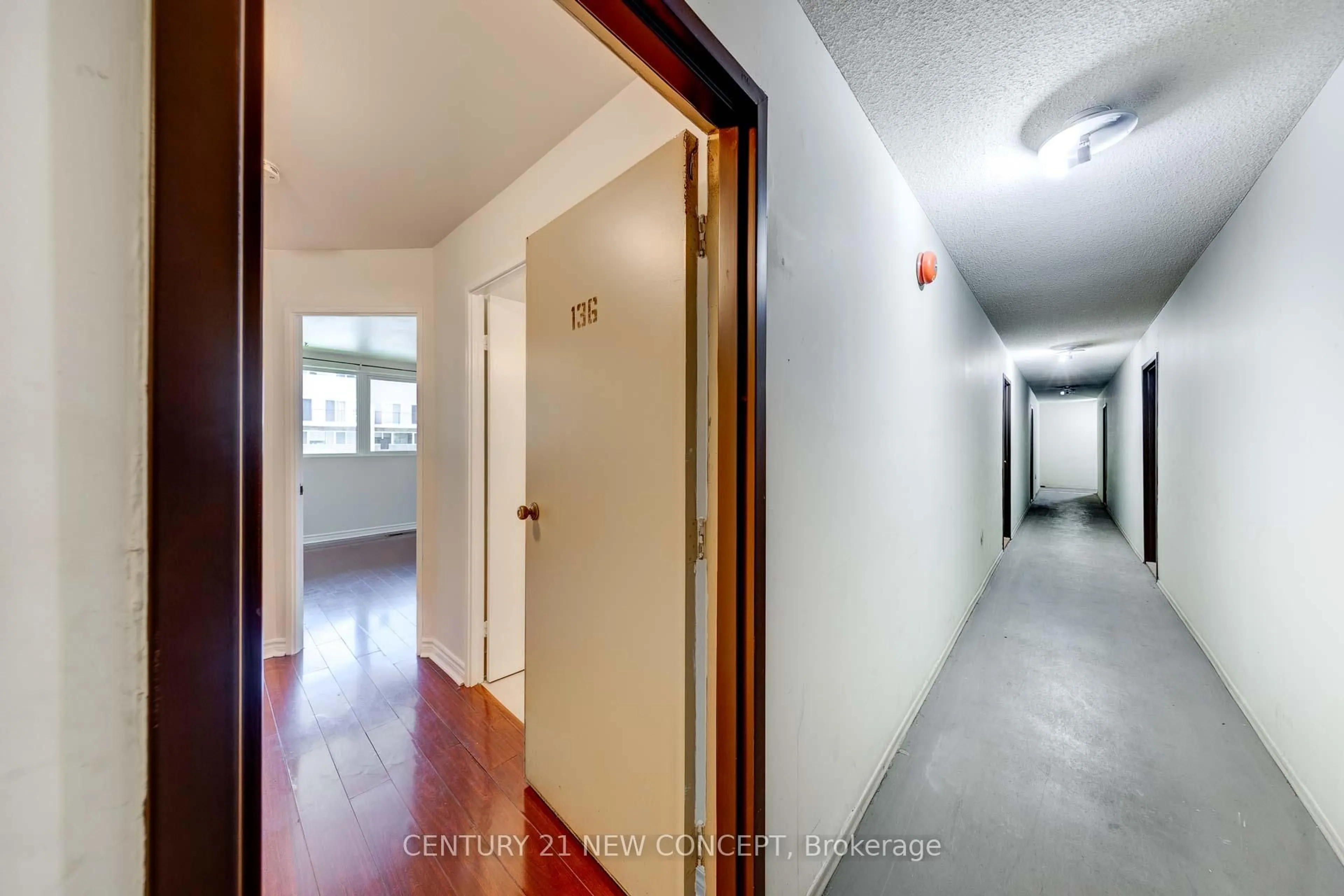 Unknown for 165 Cherokee Blvd #136, Toronto Ontario M2J 4T7