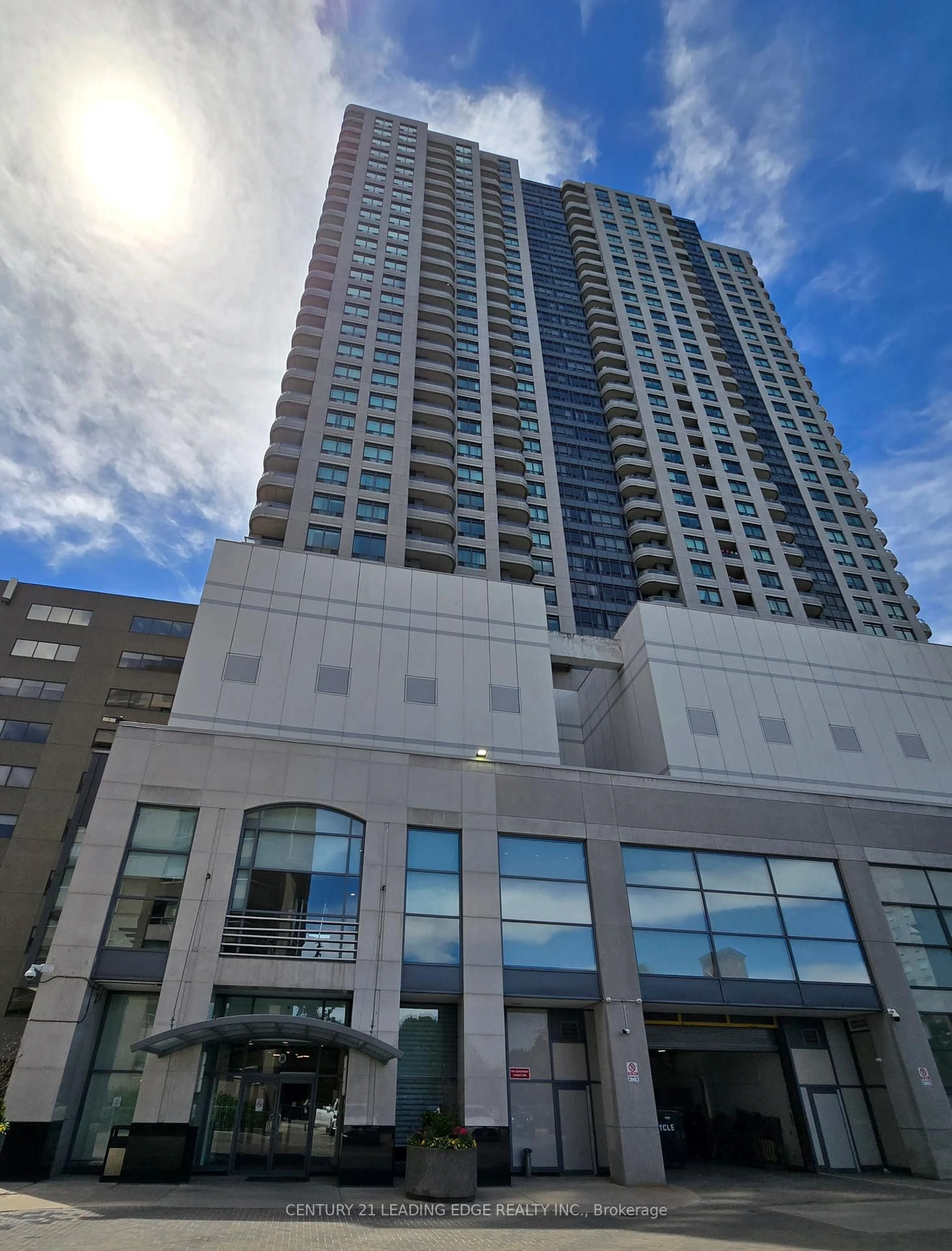Unknown for 8 Hillcrest Ave #703, Toronto Ontario M2N 6Y6
