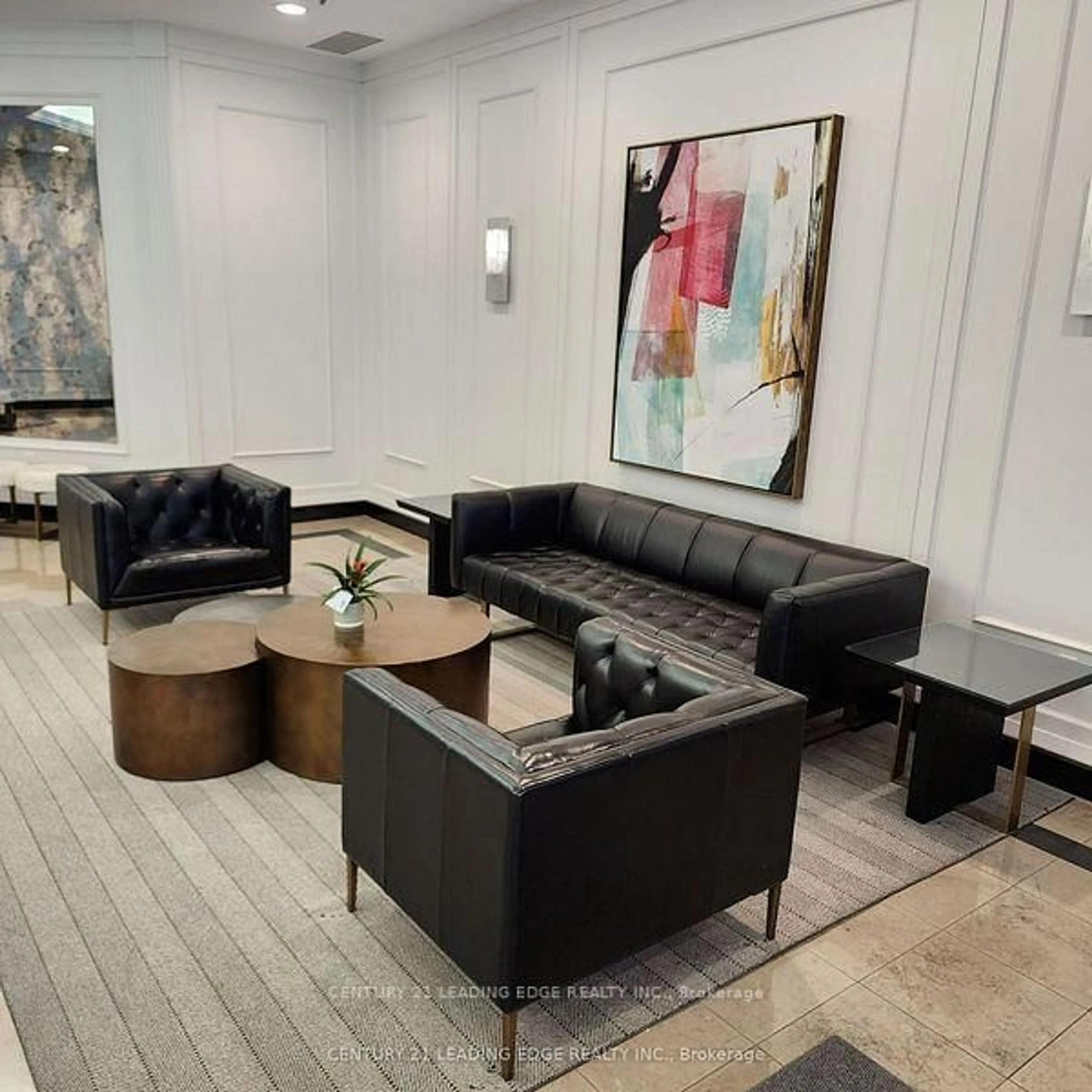 Lobby for 8 Hillcrest Ave #703, Toronto Ontario M2N 6Y6