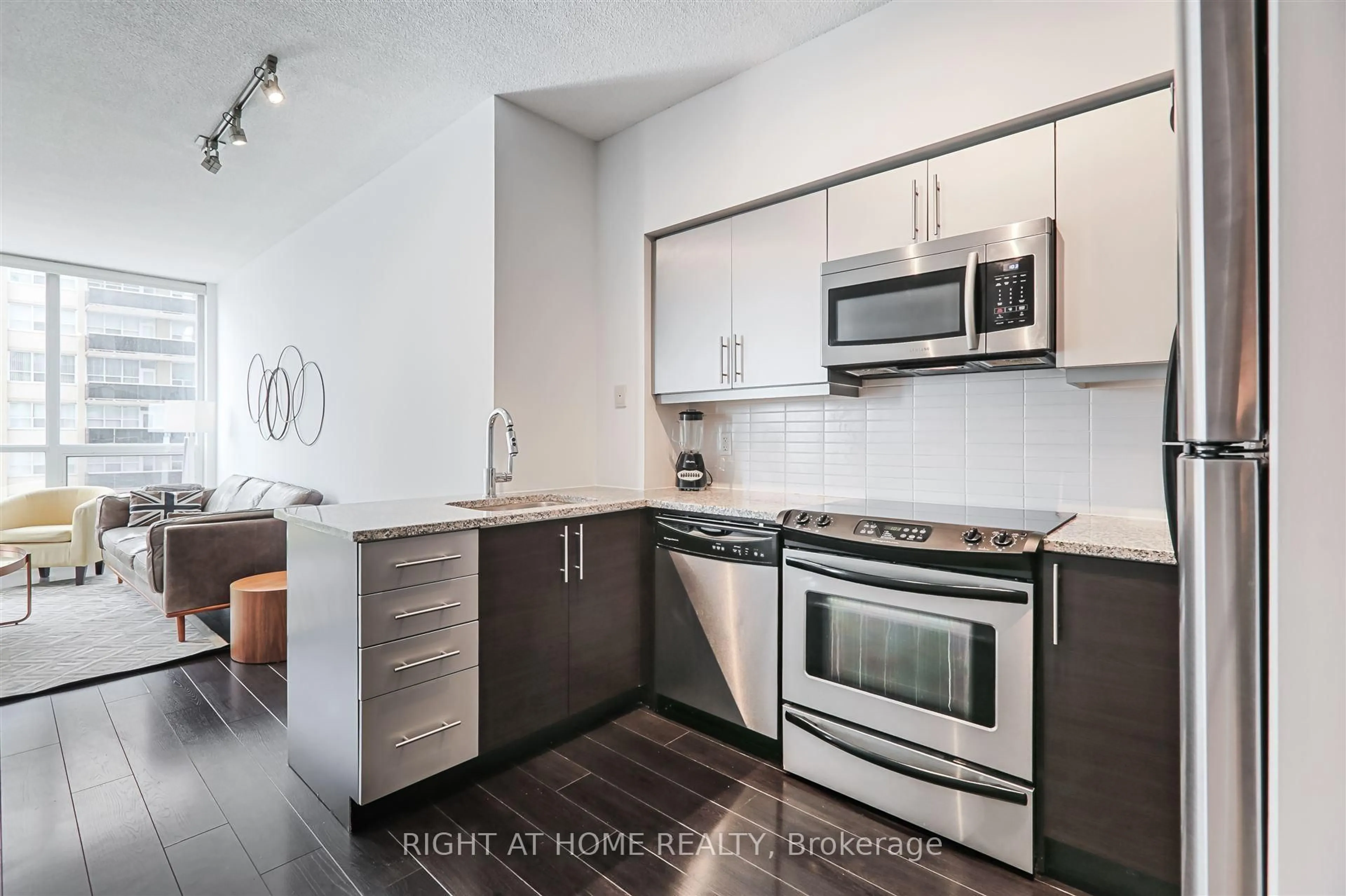 Standard kitchen, unknown for 83 Redpath Ave #908, Toronto Ontario M4S 0A2