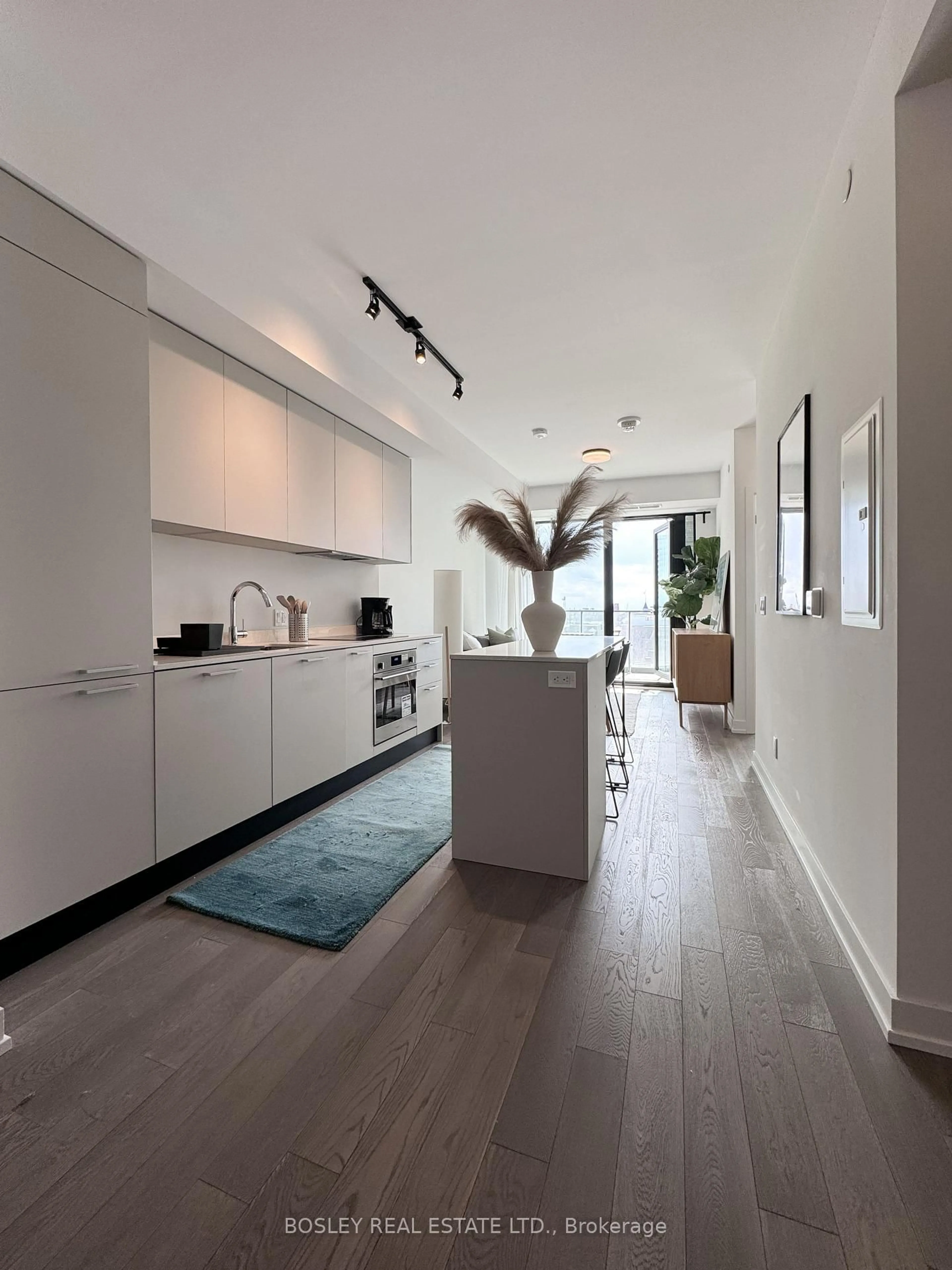 Unknown for 200 Sudbury St #602, Toronto Ontario M6J 0H1